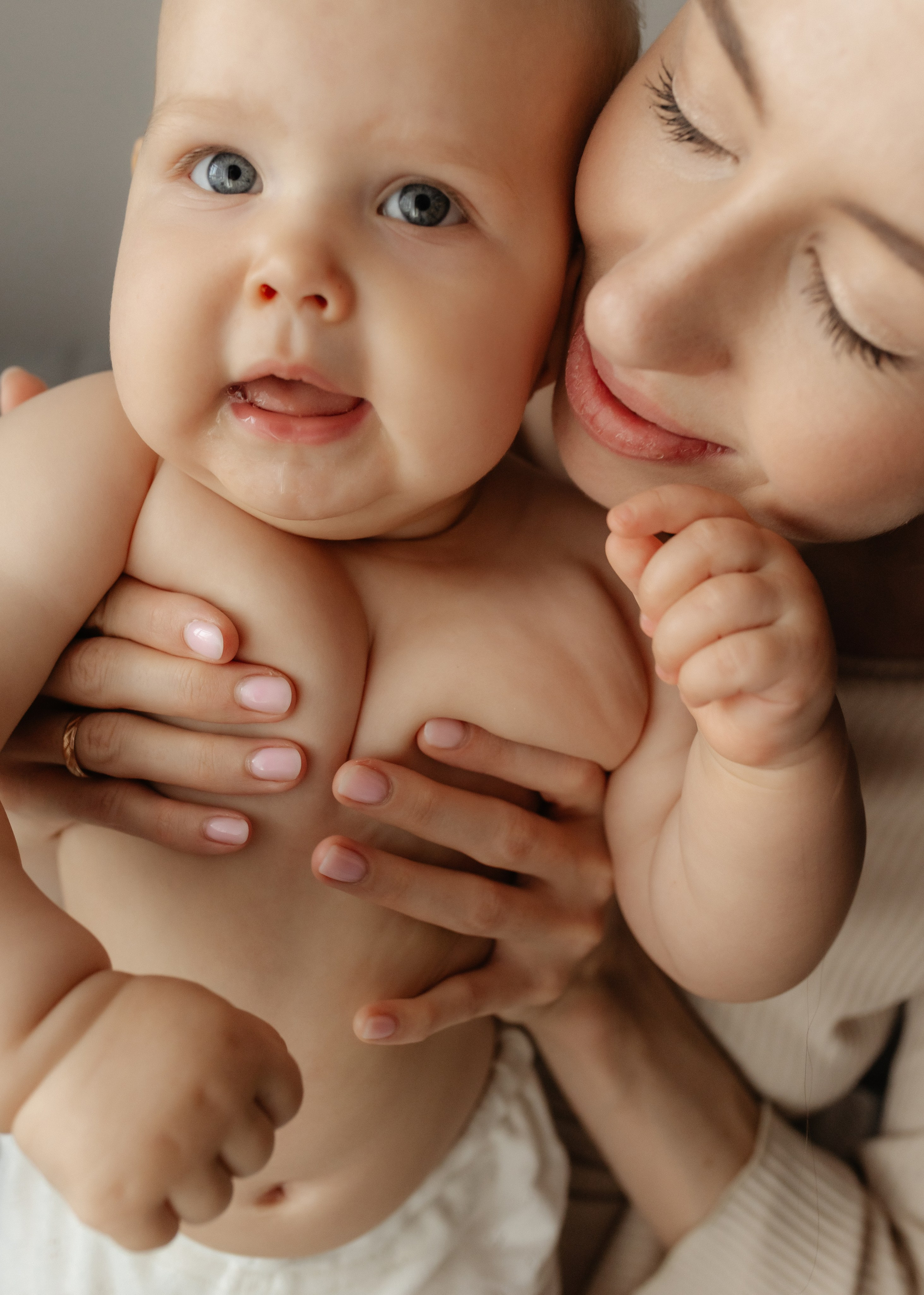 Семейная фотосессия дома. Семейный и портретный фотограф Нижний Новгород