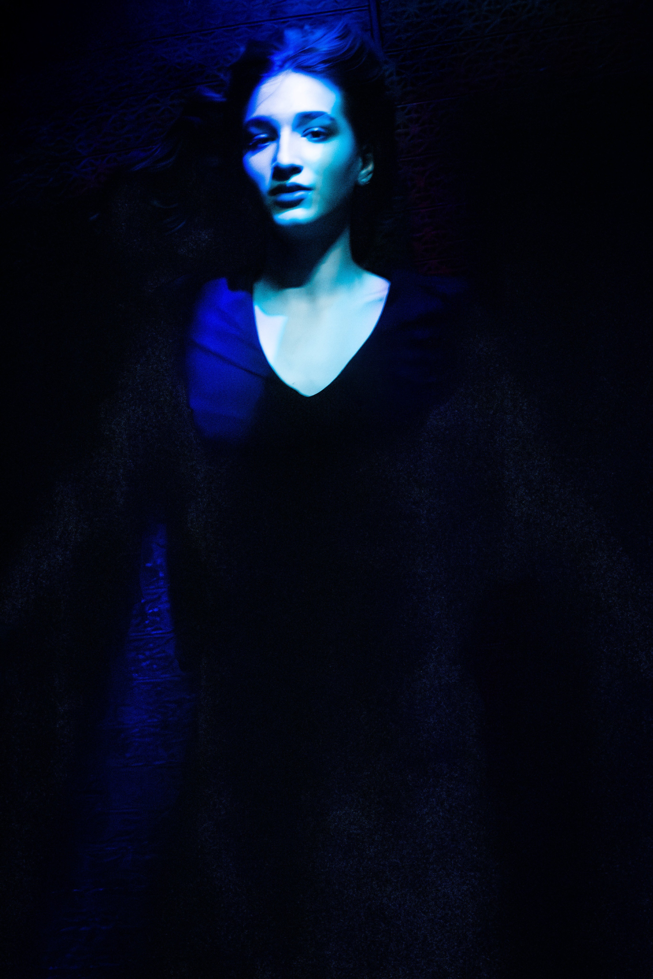 фотограф в студии