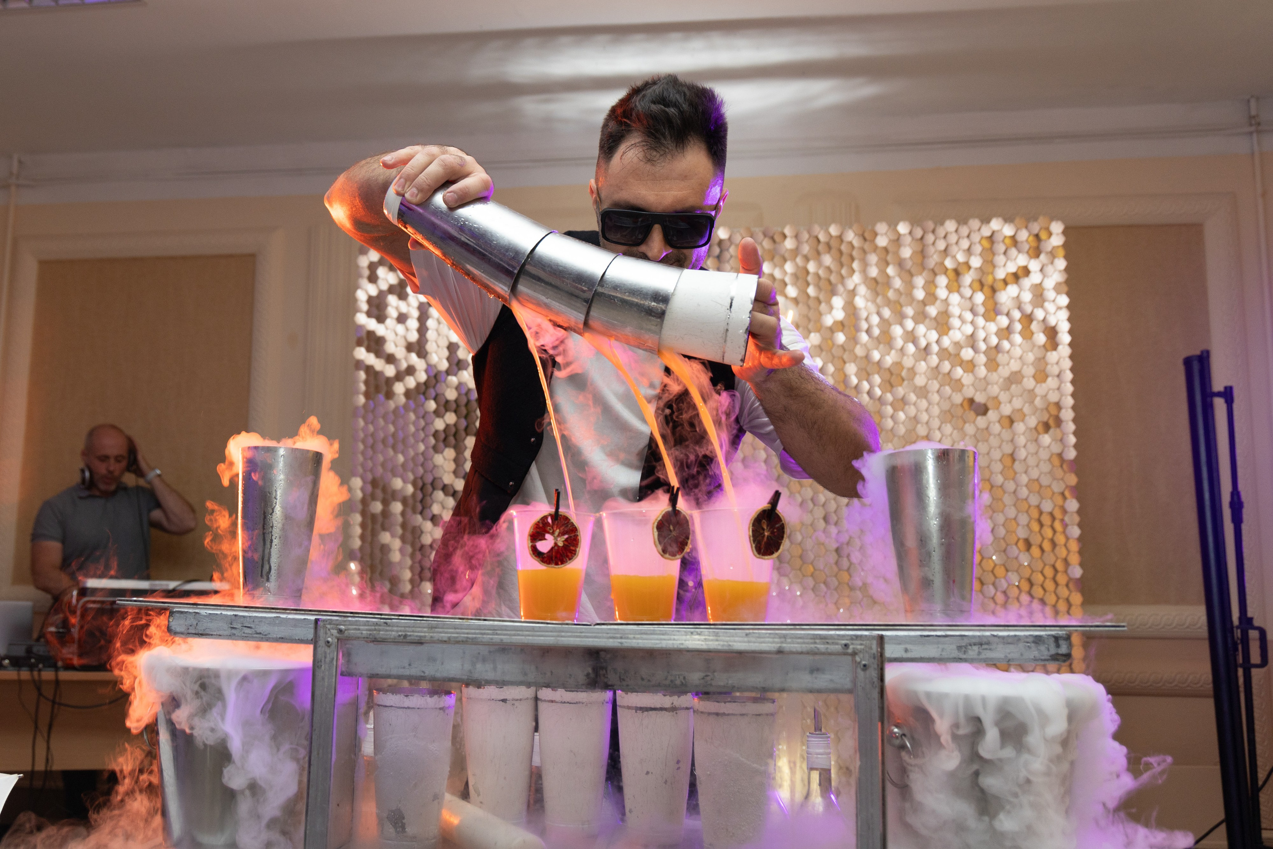 Школьный выпускной 2024 год в Соколе (Минск). Свадебный фотограф в Минске/Беларуси Сергей Спиридонов