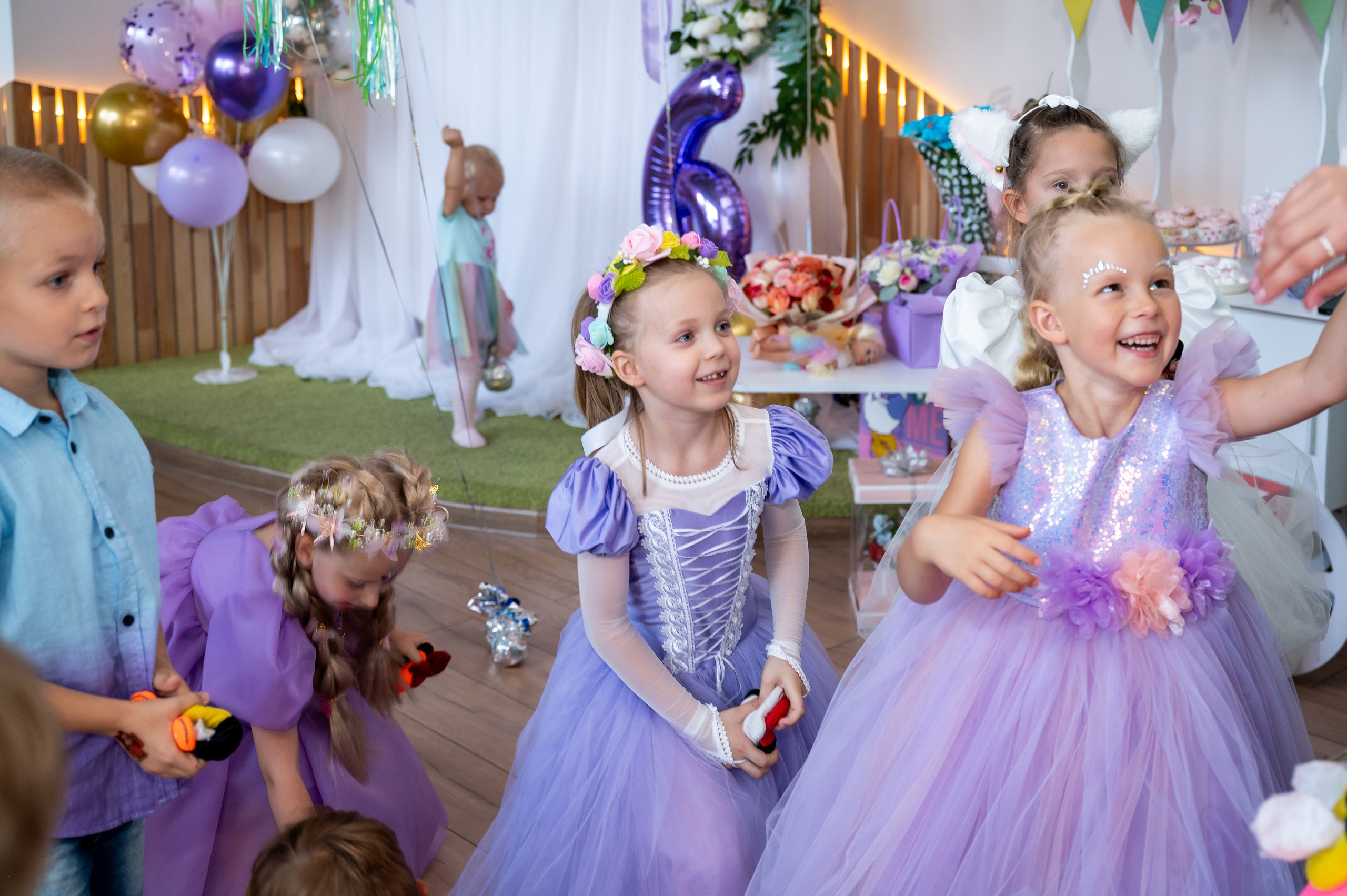 ДР в лофте с фокусником