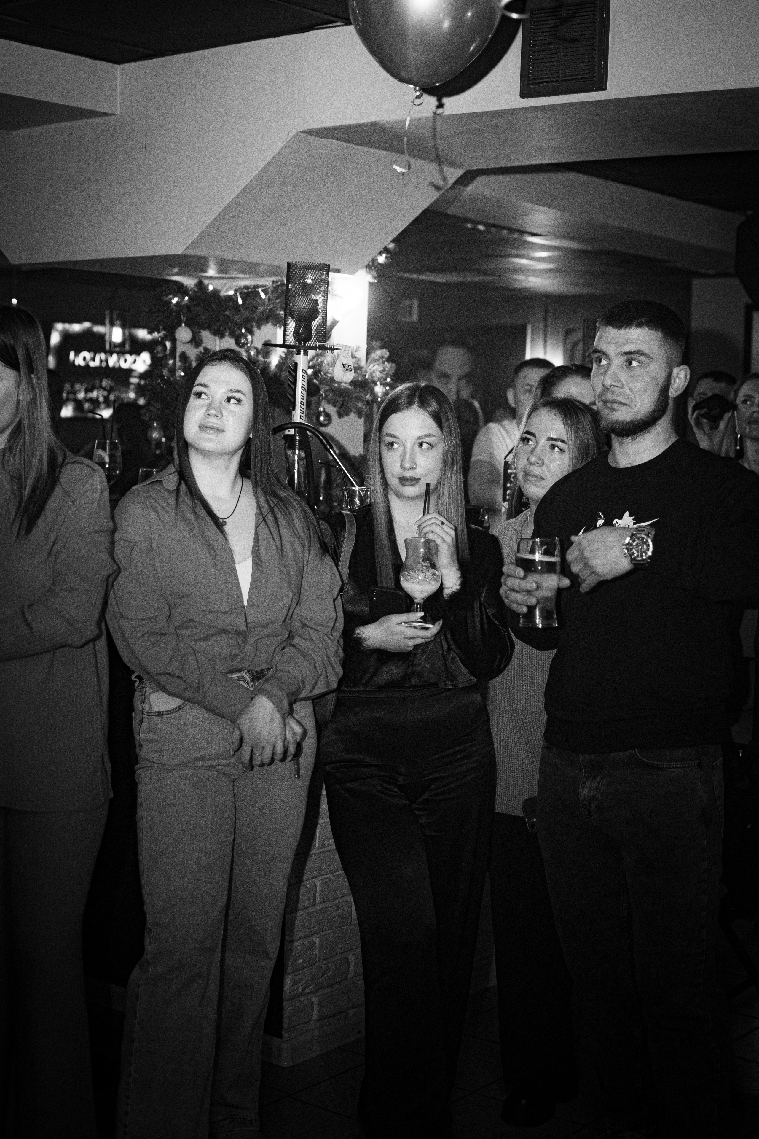 HOLLYWOOD / 6 YEARS. Photokarish