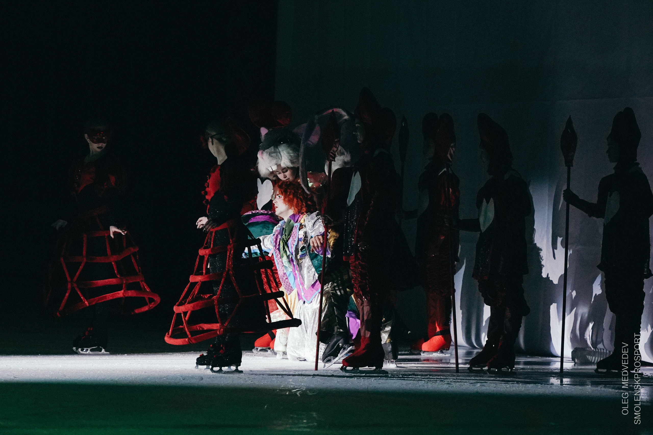 Алиса в стране чудес шоу на льду. Спортивный фотограф Олег Медведев | prosport67 | Смоленск