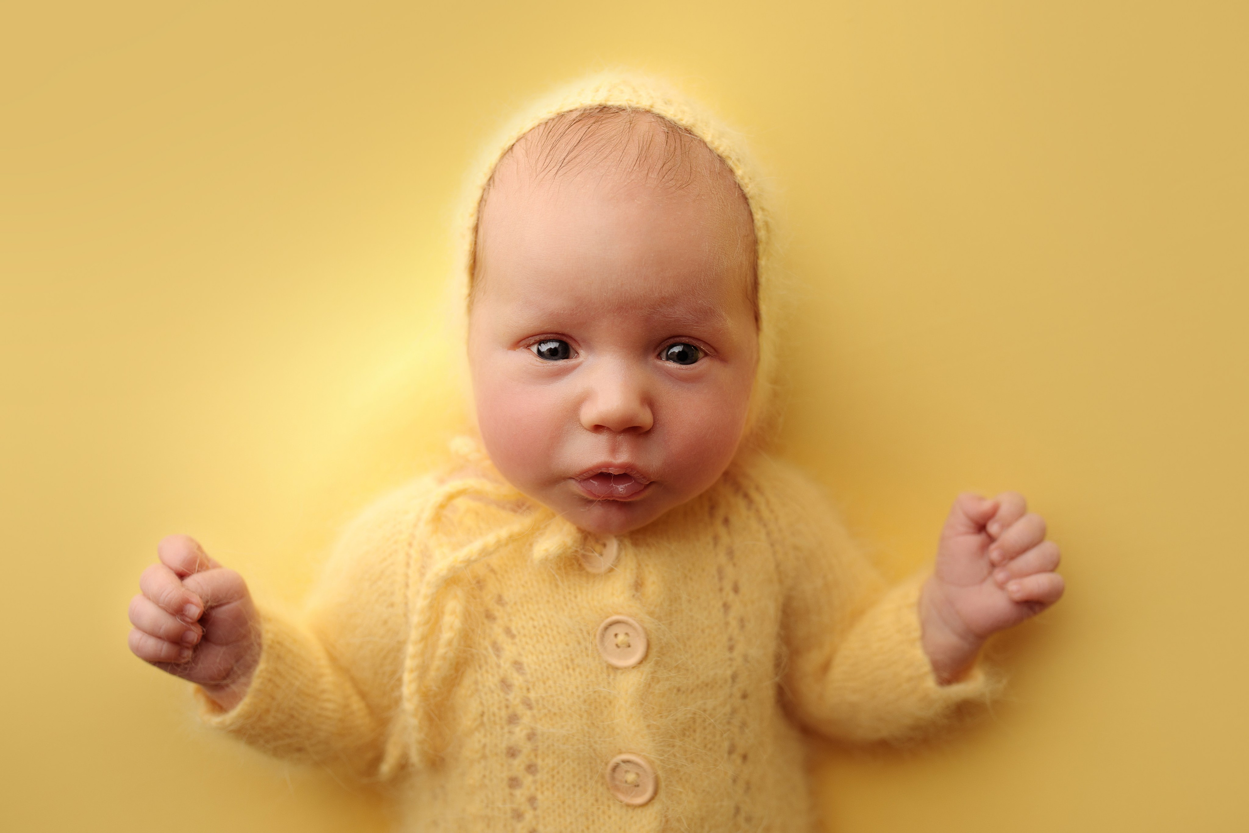 Новорожденные. Детский фотограф новорожденных Москва. годики под ключ. своя студия