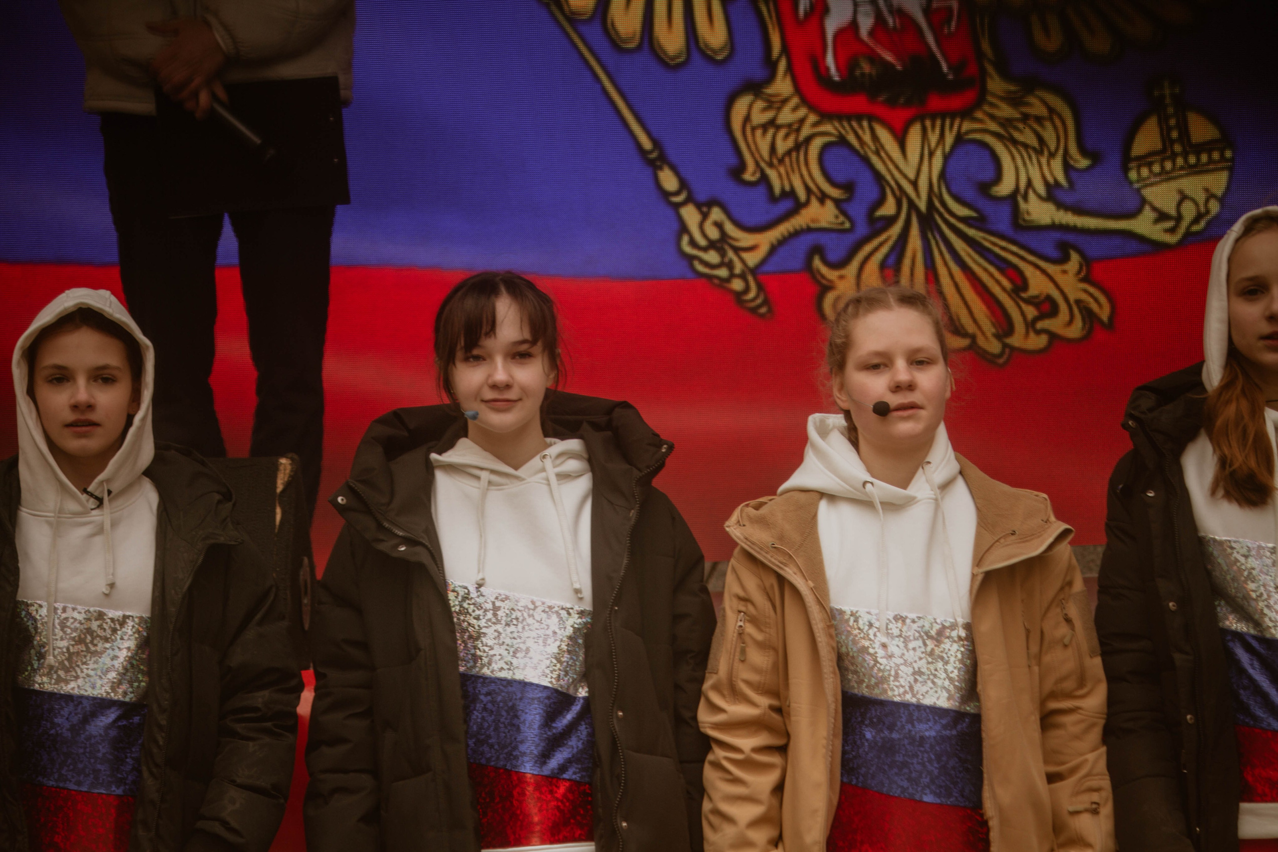 10 ЛЕТ ВМЕСТЕ — Патриотическая акция. Создадим шедевр? Виталина и её фотоискусство