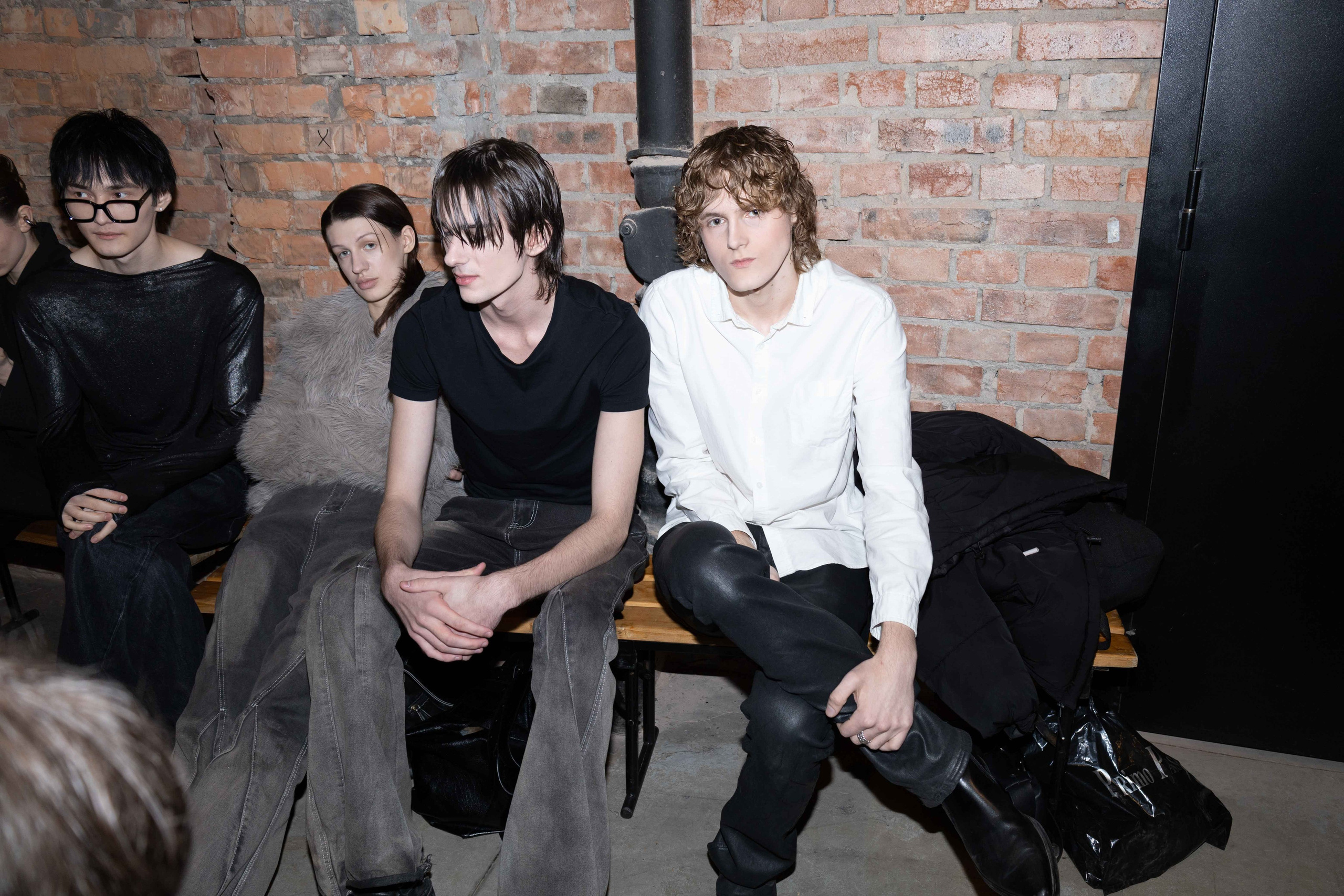 Auxi Backstage. VICTORIA SHU