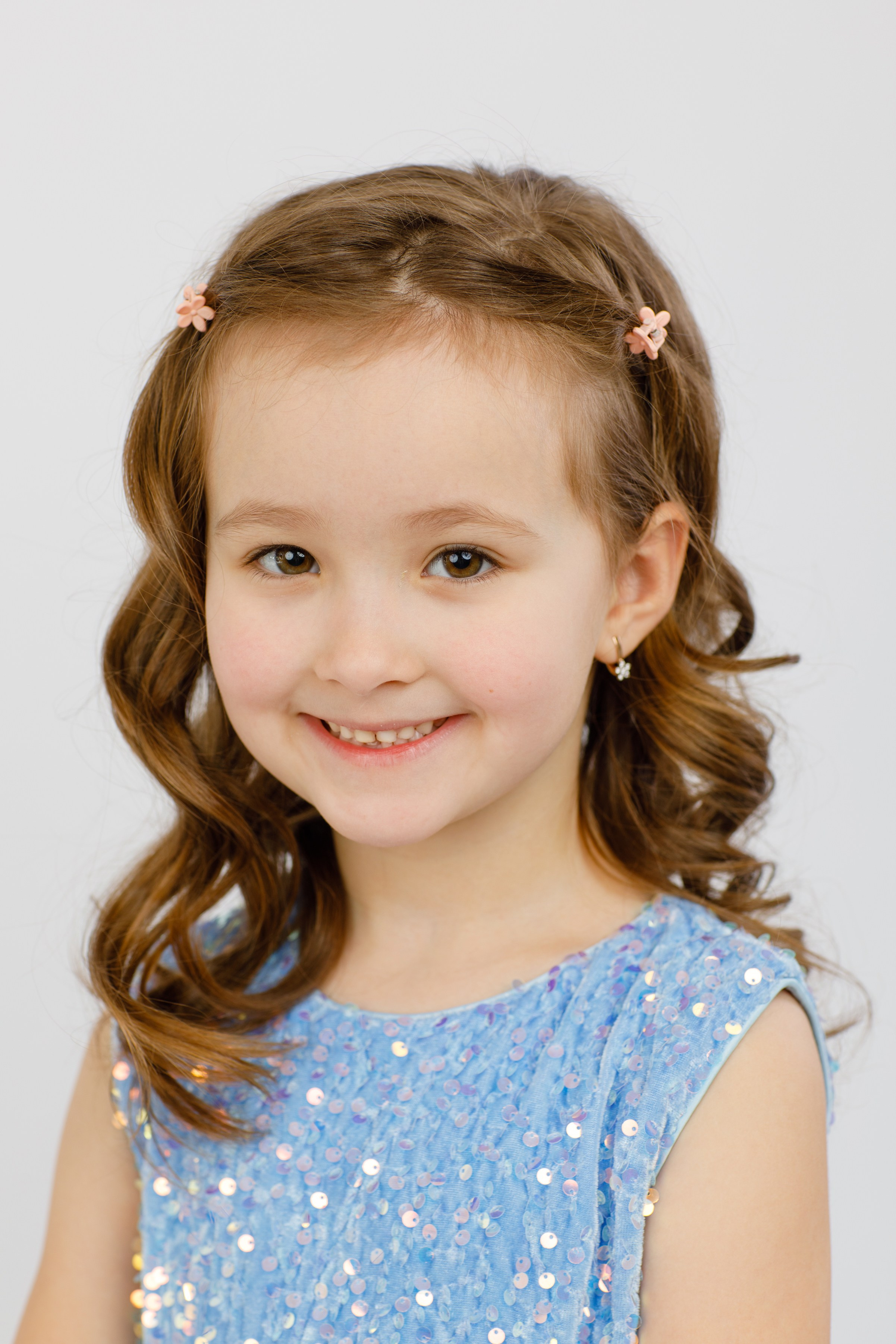 ПОРТРЕТЫ. Выпускные альбомы в Москве FOTOVMESTE