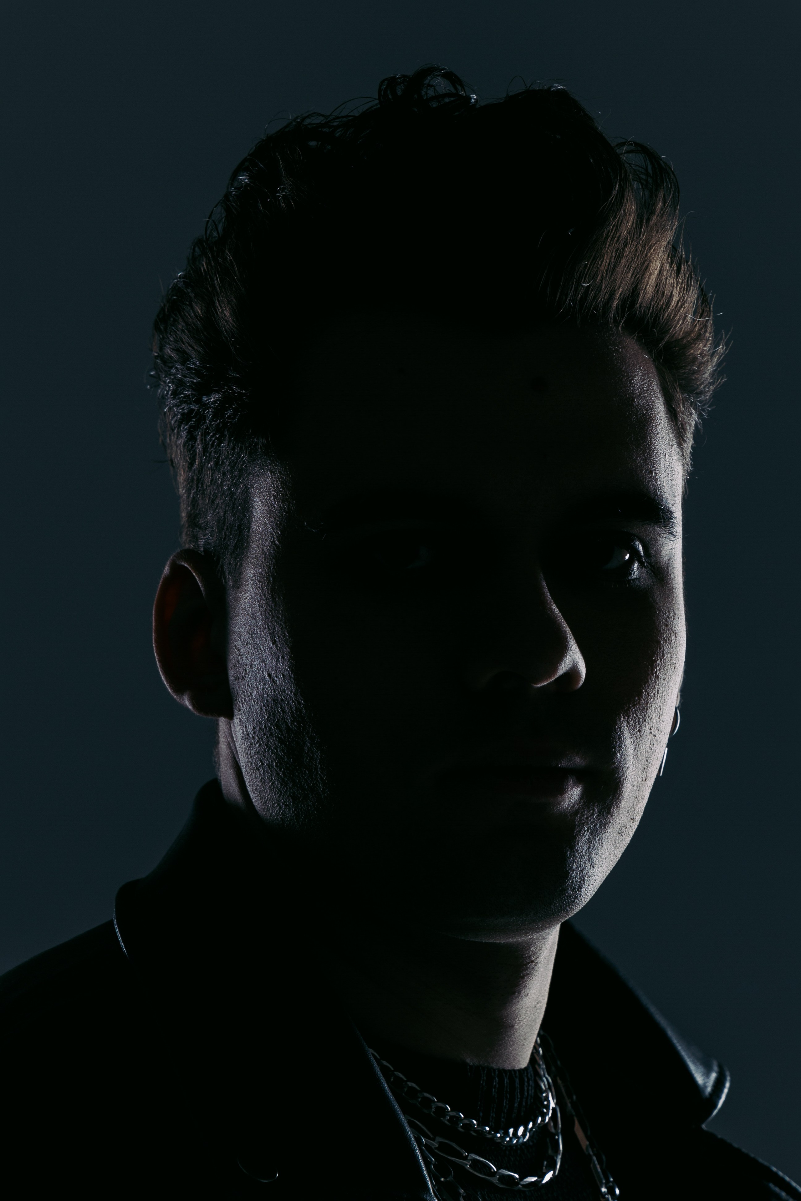 IOSTRA. Фотограф