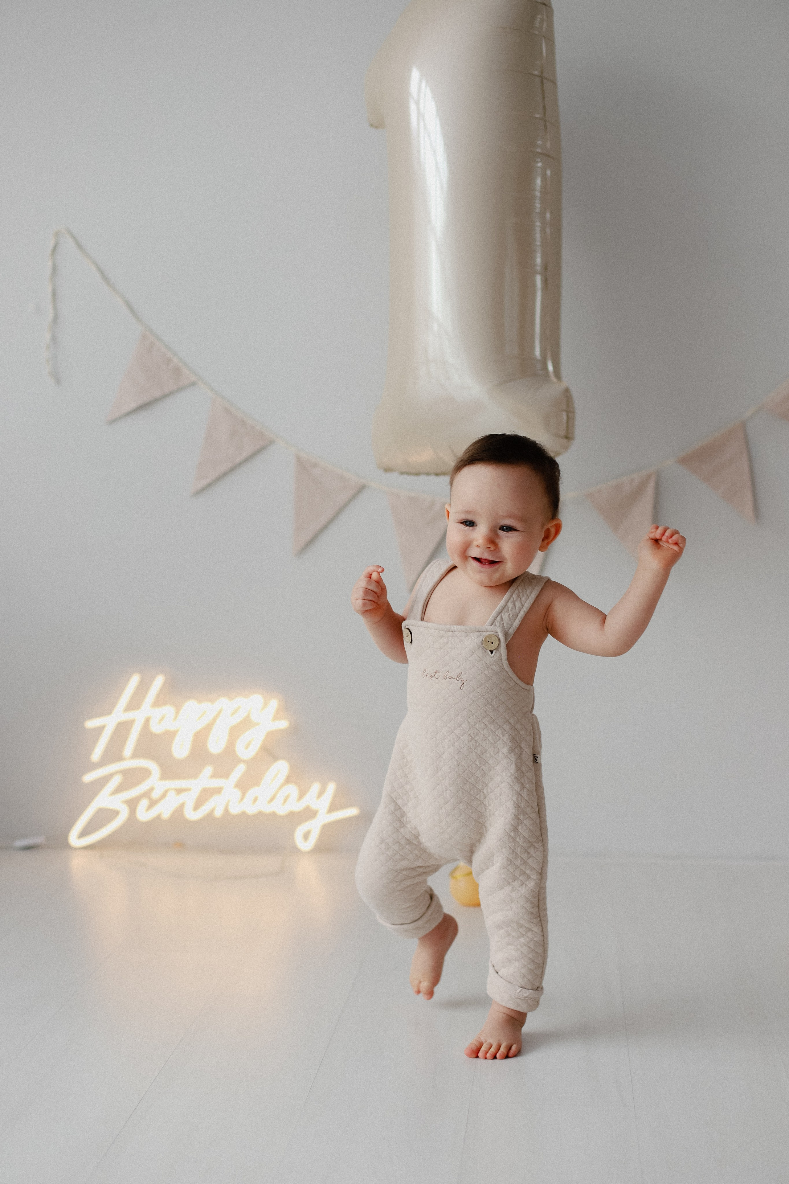 Тимофею 1 год. Фотограф в Алматы и Москве Даша Пушкина