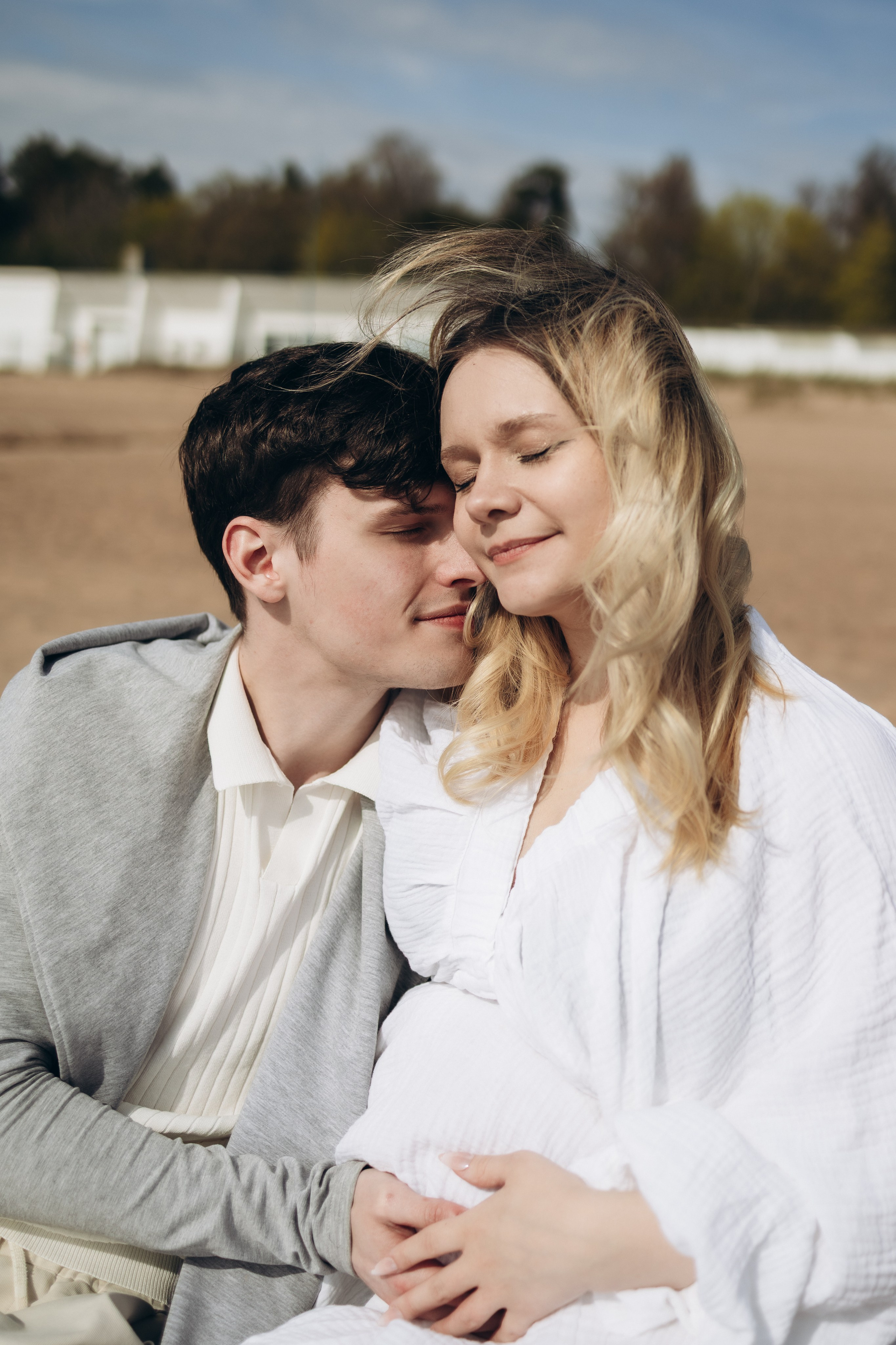 Беременная фотосессия на заливе. Фотограф Артем Бросов в Санкт-Петербурге и Дубае