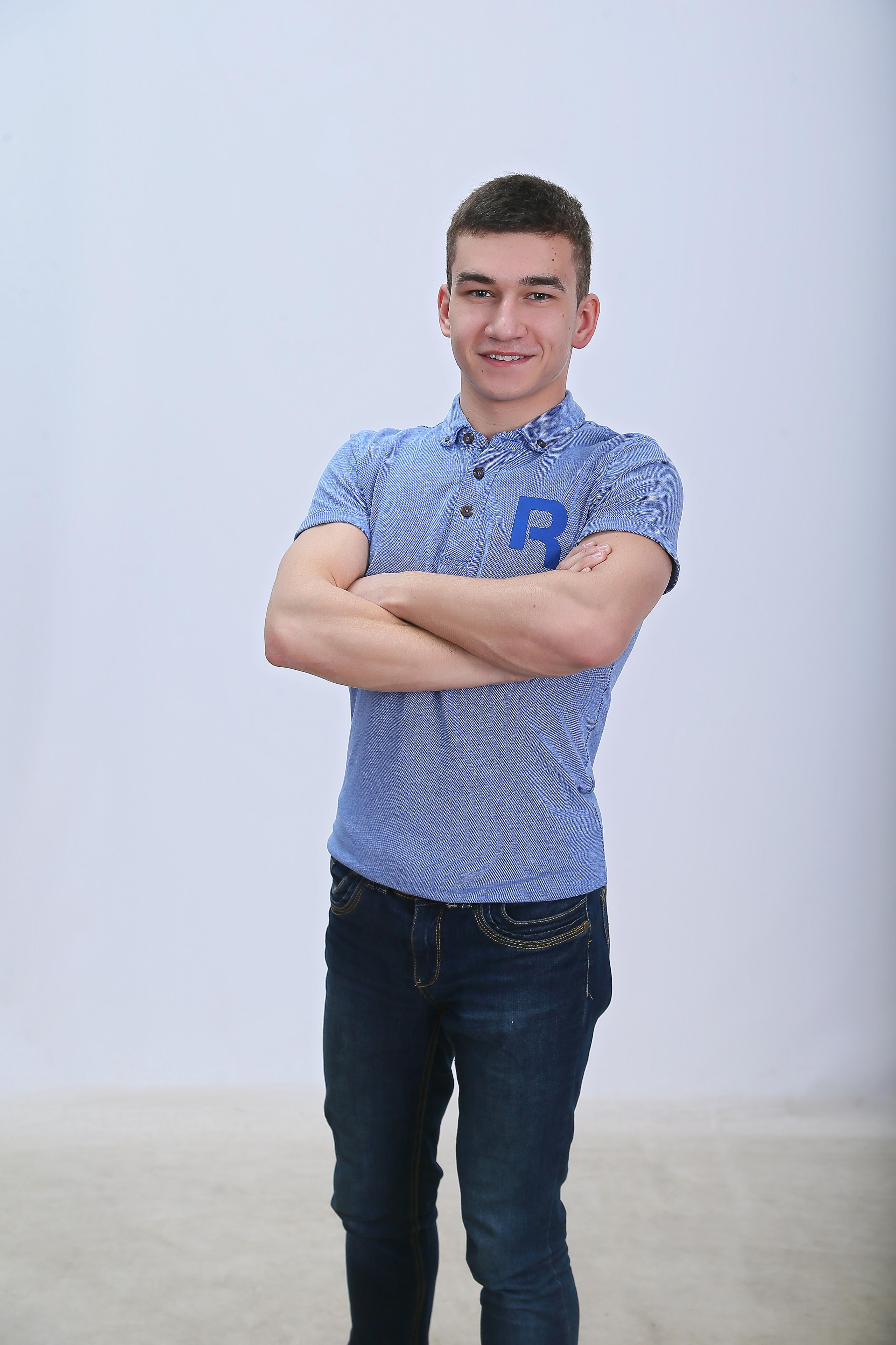 Альбомы для 9 и 11 класса. Создание стильных выпускных альбомов