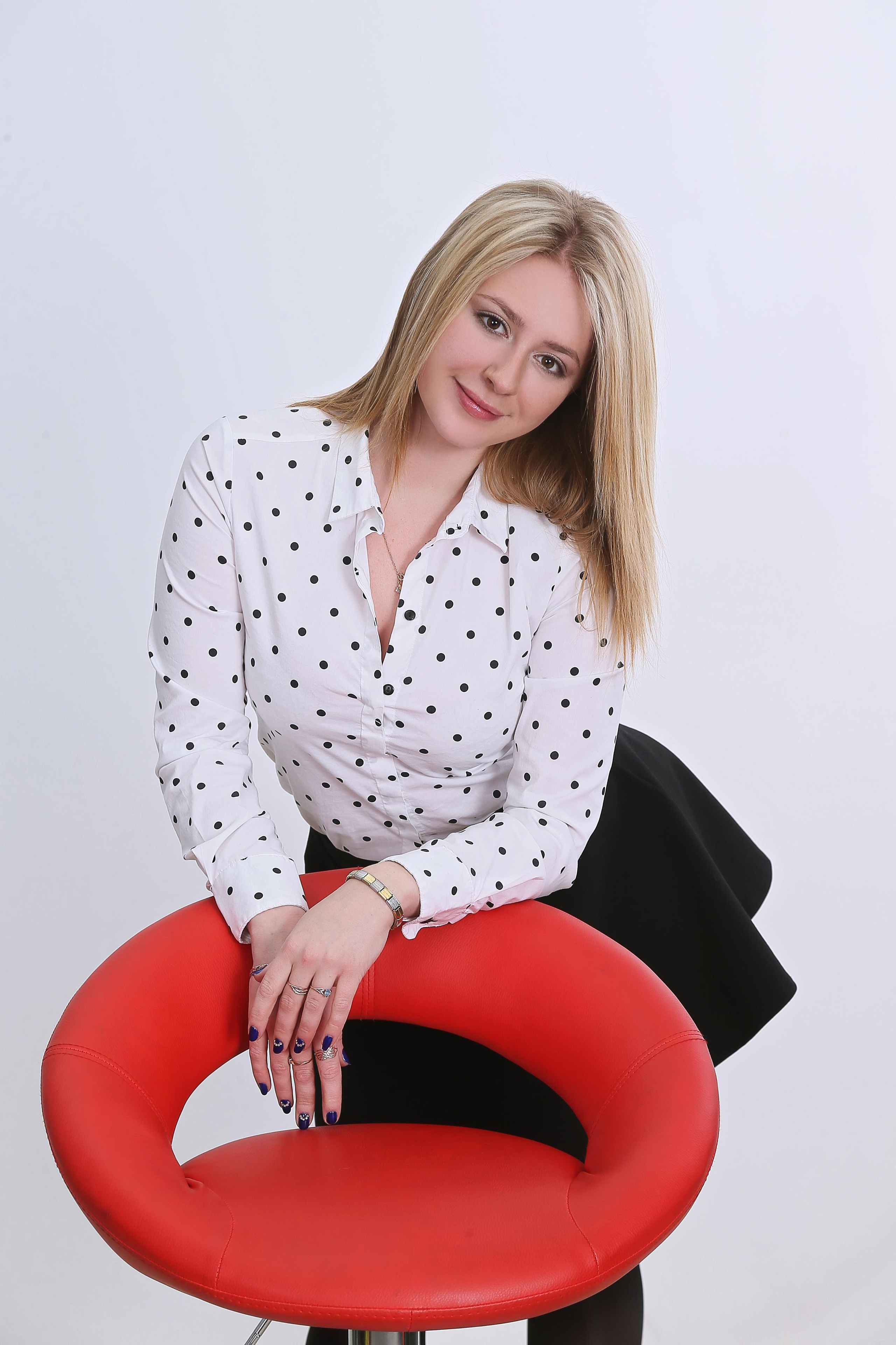 Альбомы для 9 и 11 класса. Создание стильных выпускных альбомов