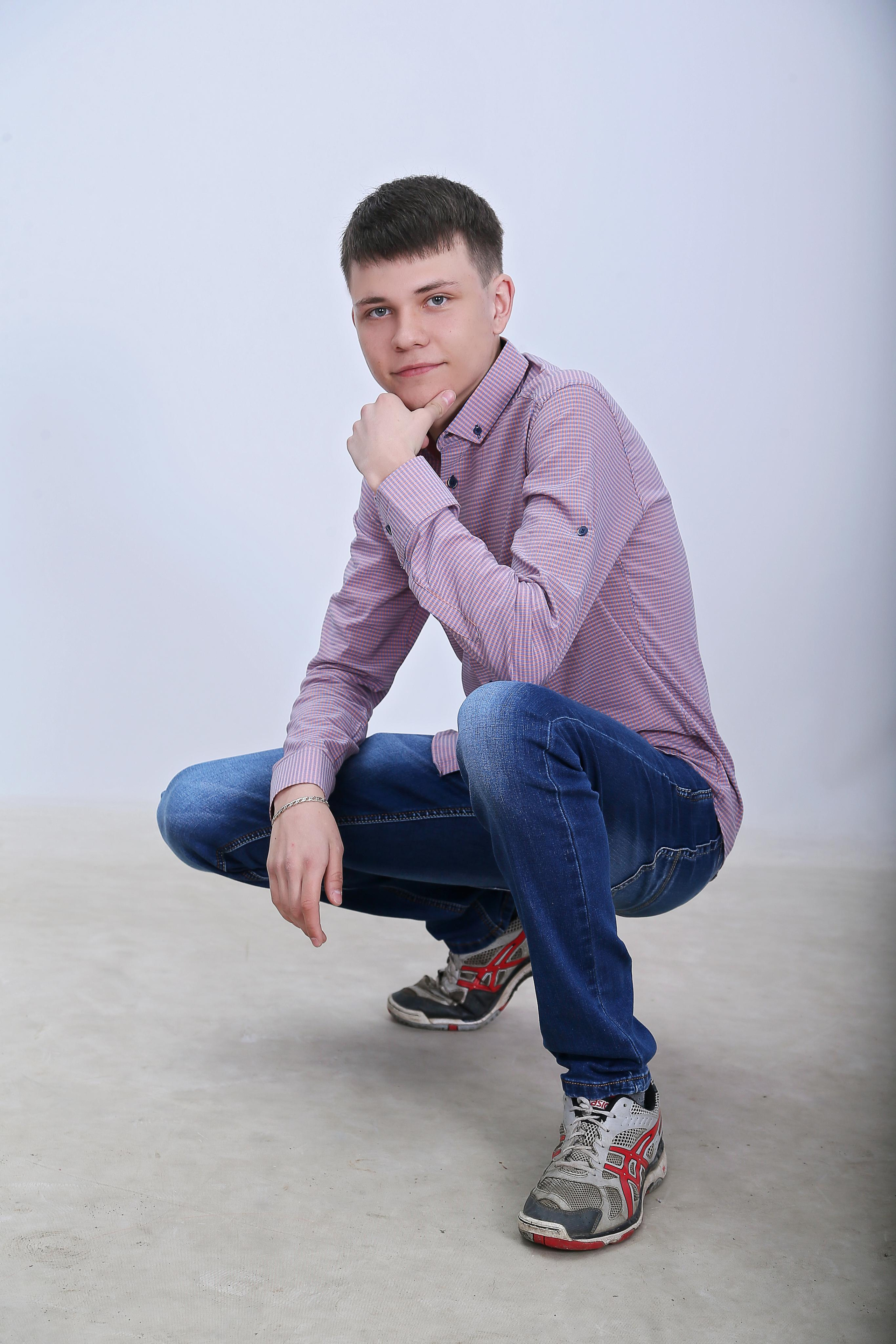 Альбомы для 9 и 11 класса. Создание стильных выпускных альбомов