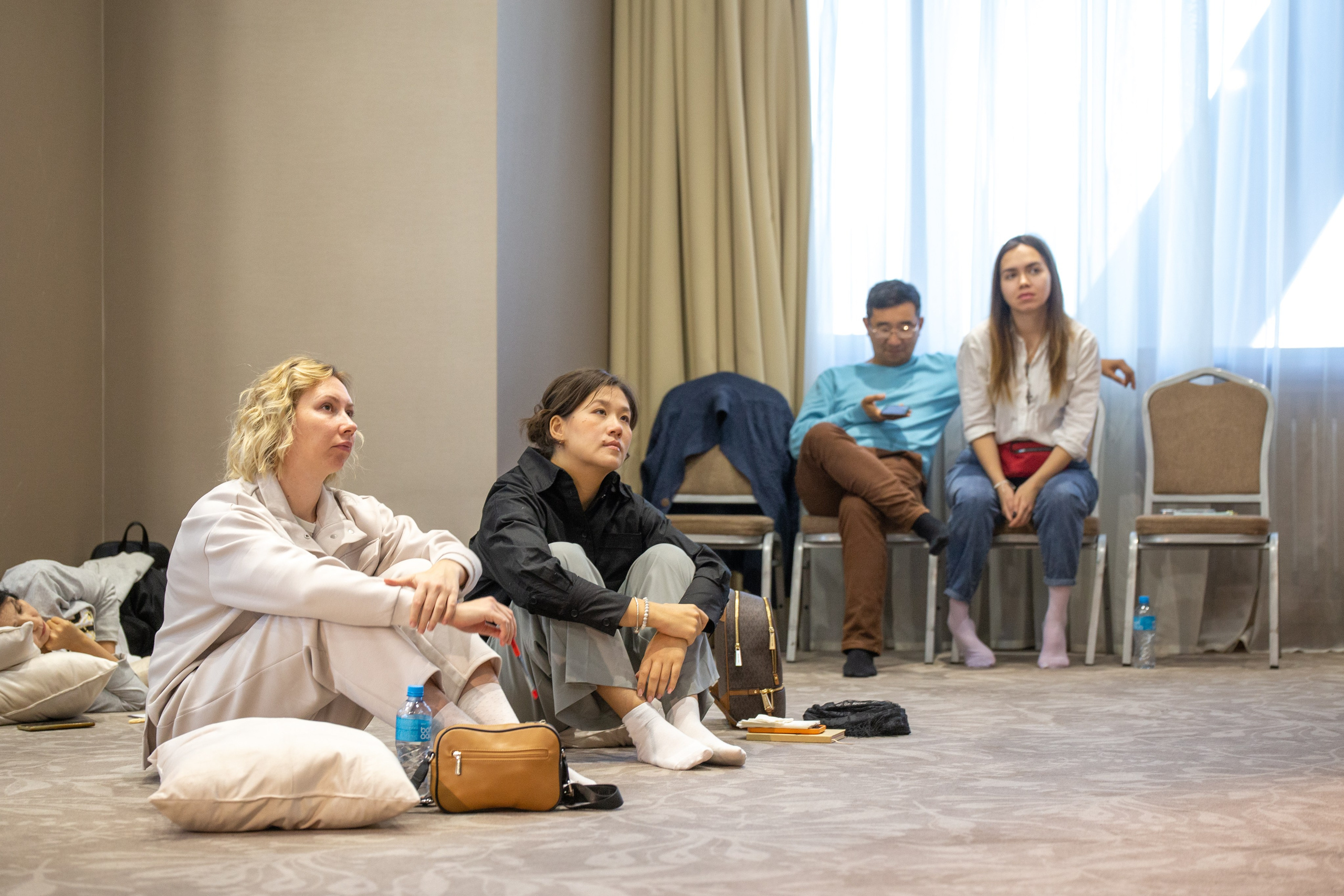 Тренинг (DoubleTree by Hilton Almaty). Jora Abramov | Коммерческий и репортажный фотограф в Алматы