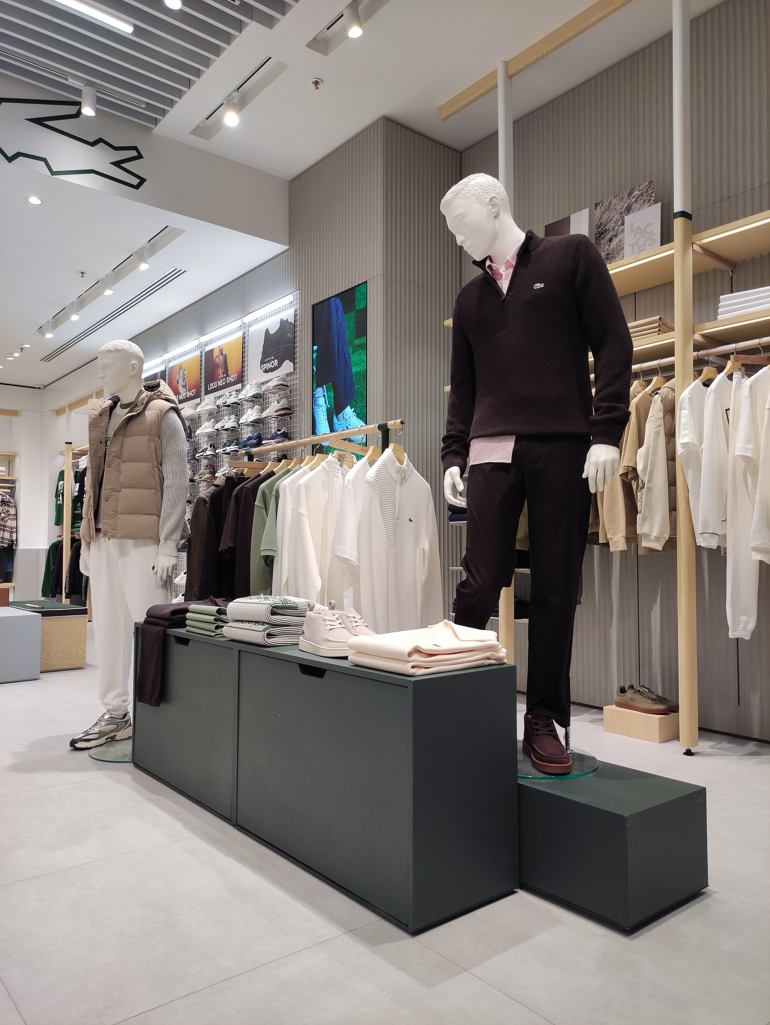 Lacoste. Семейный фотодуэт Ирина и Николай Власьевы. Фотосессии в Новосибирске