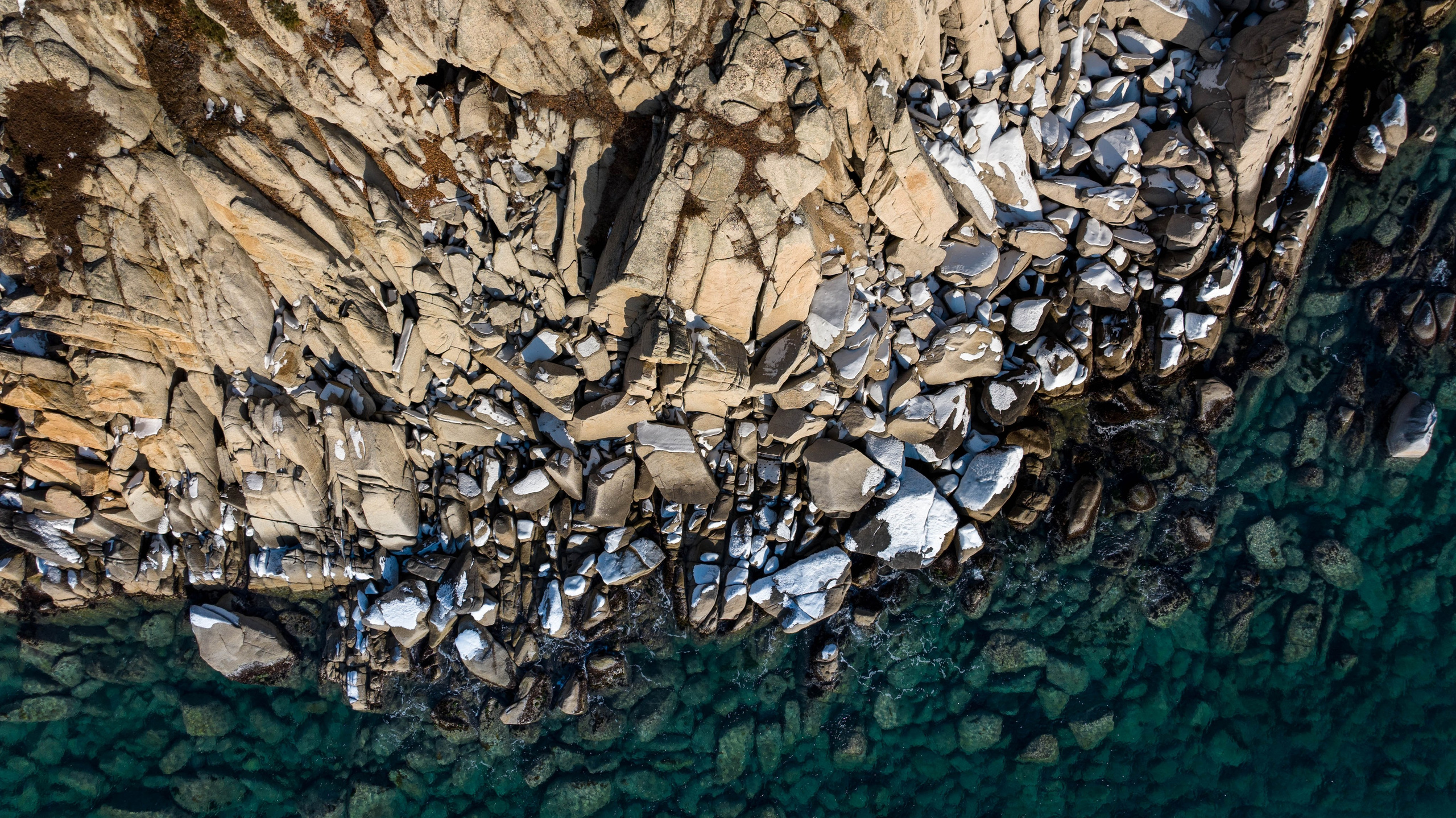 Бухты Триозерье, Окуневая, Спокойная. Турист оптимист