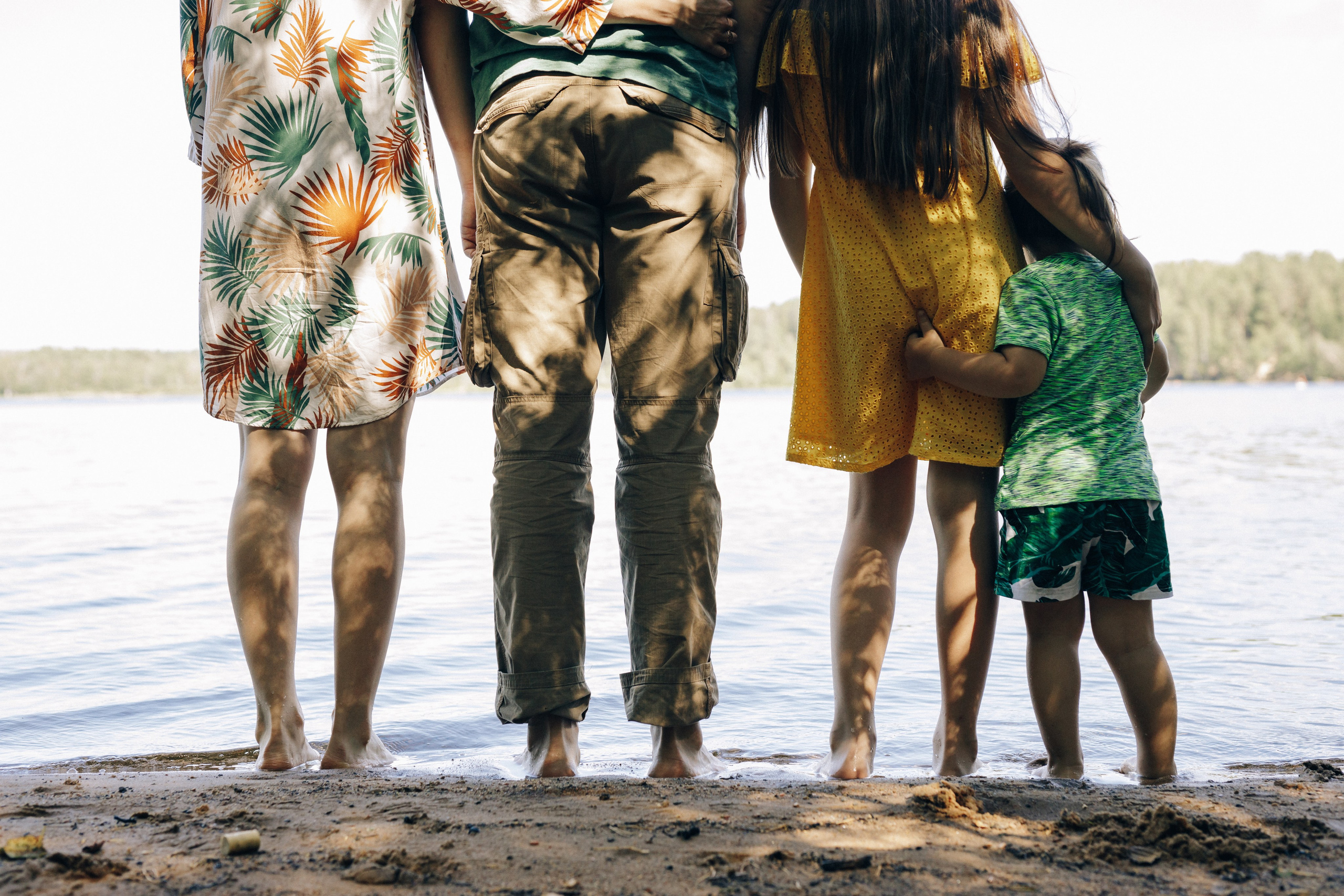 Семейная фотосессия за городом. Дмитрий Мартьянов семейный фотограф в Санкт-Петербурге