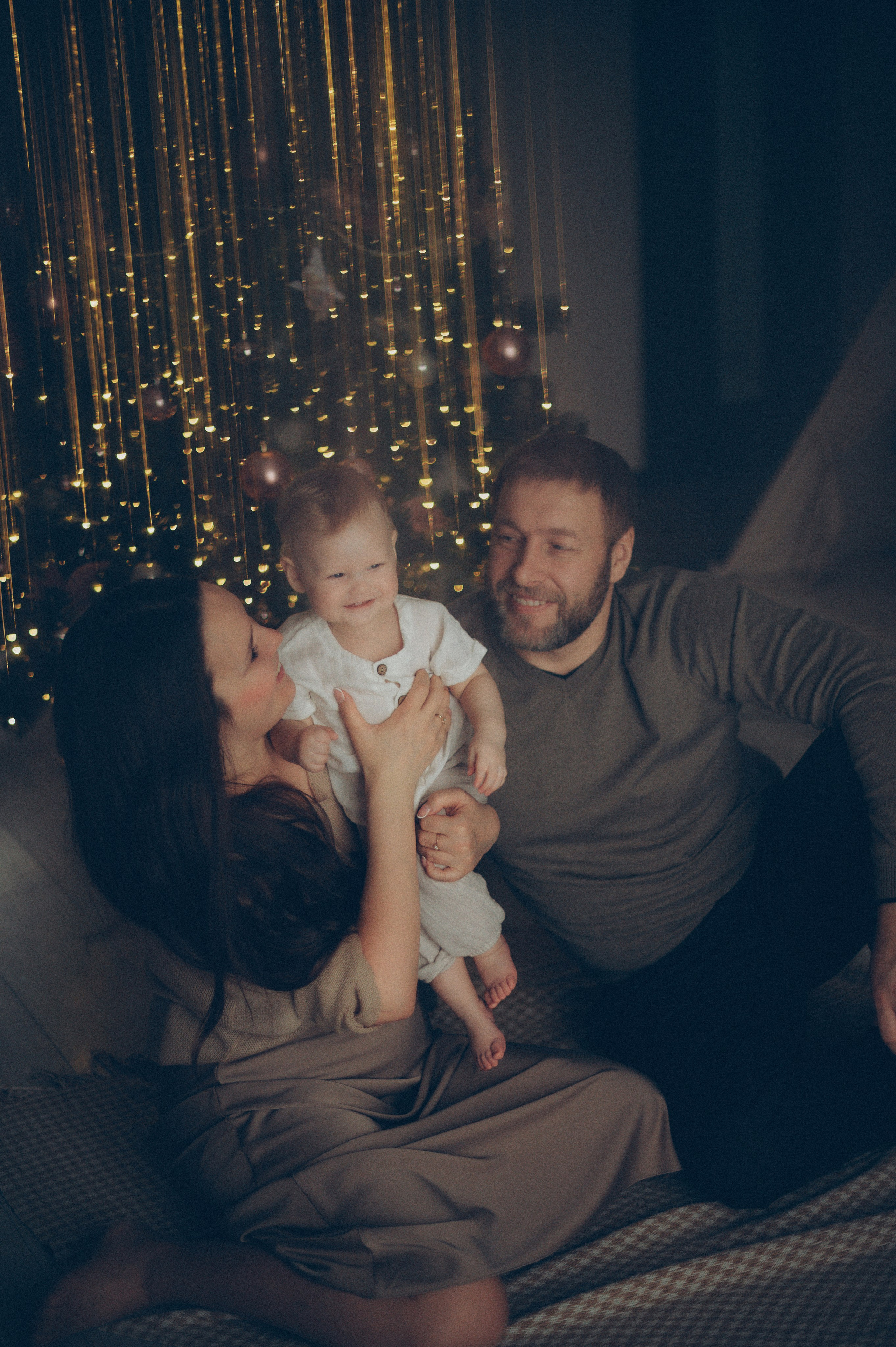 Лева, Жанна и Владимир (новогодняя домашняя). Фотограф, г. Лесной Свердловской области