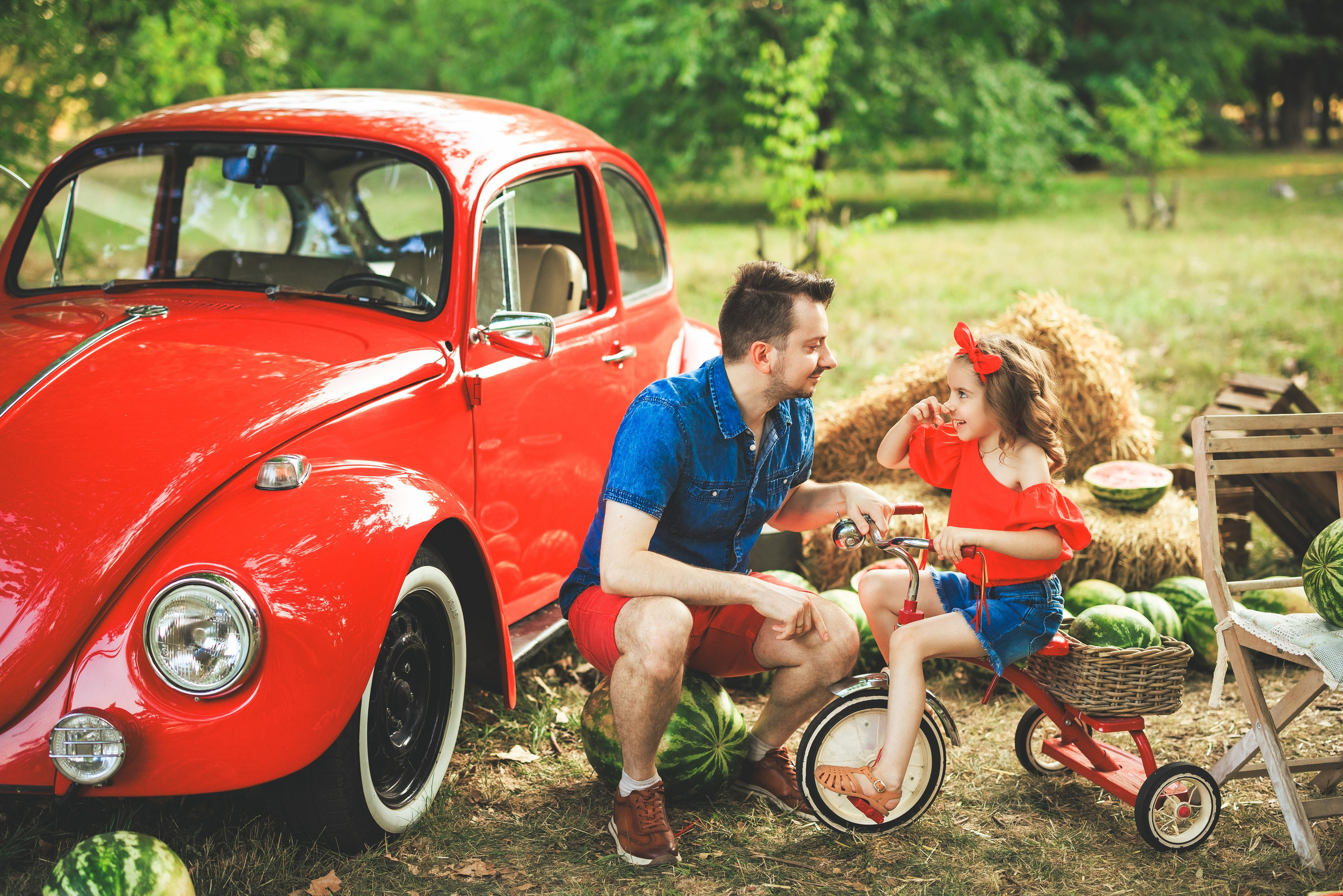 Летняя фотосессия с арбузами и ретро автомобилем. Семейный и детский фотограф в Краснодаре Анна Трашкова