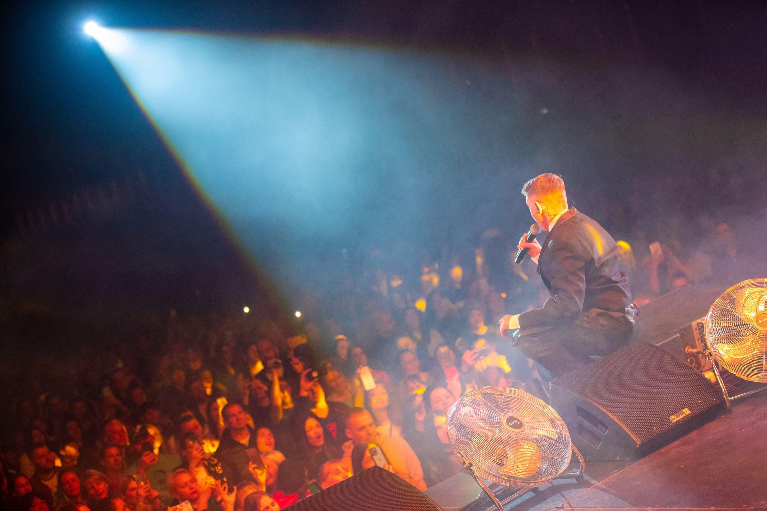 Дискотека 90-х. Репортажный фотограф во Владивостоке