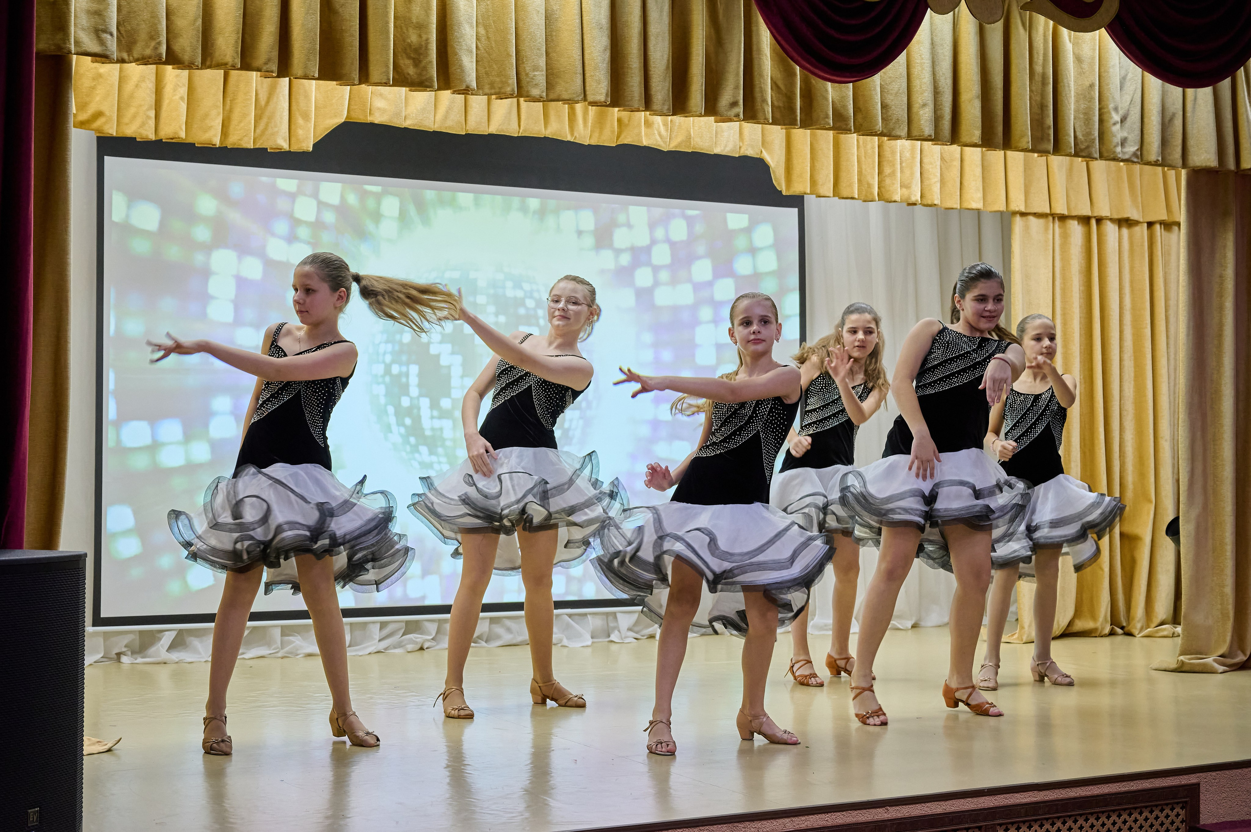 Концерт в ДК с. Виноградное. Жизнь курорта Кабардинка в фотографиях