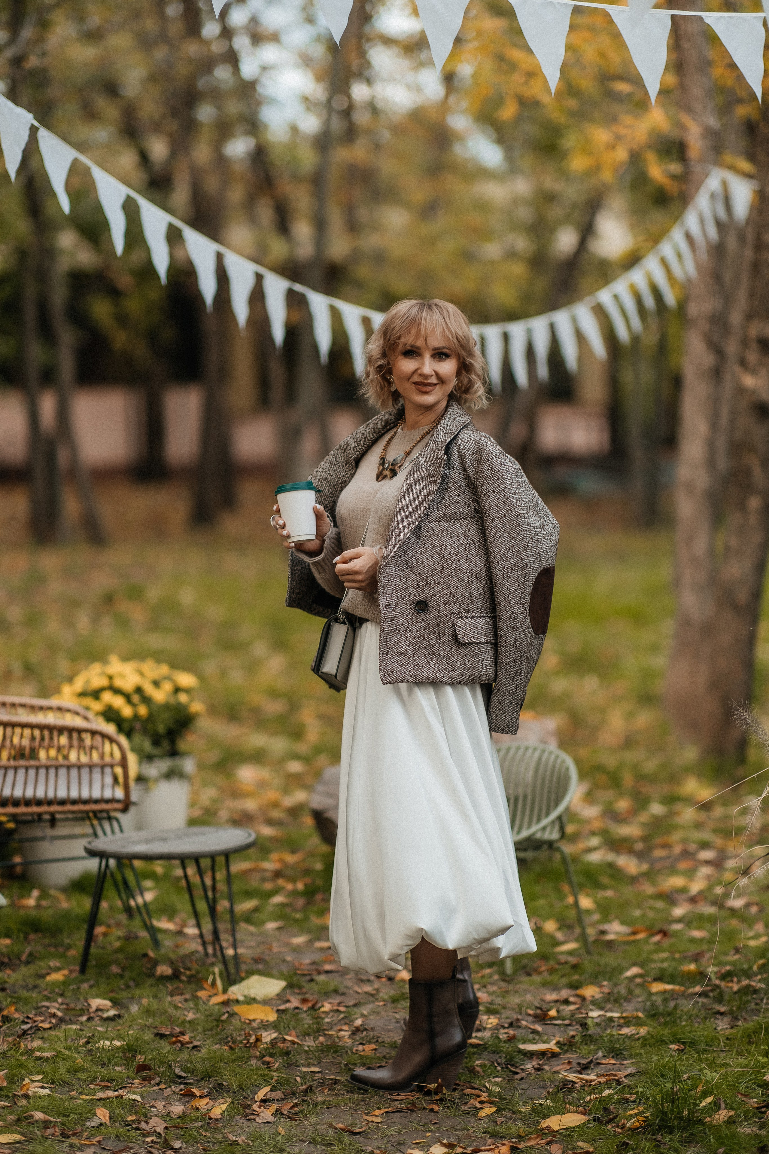 Маша и осень