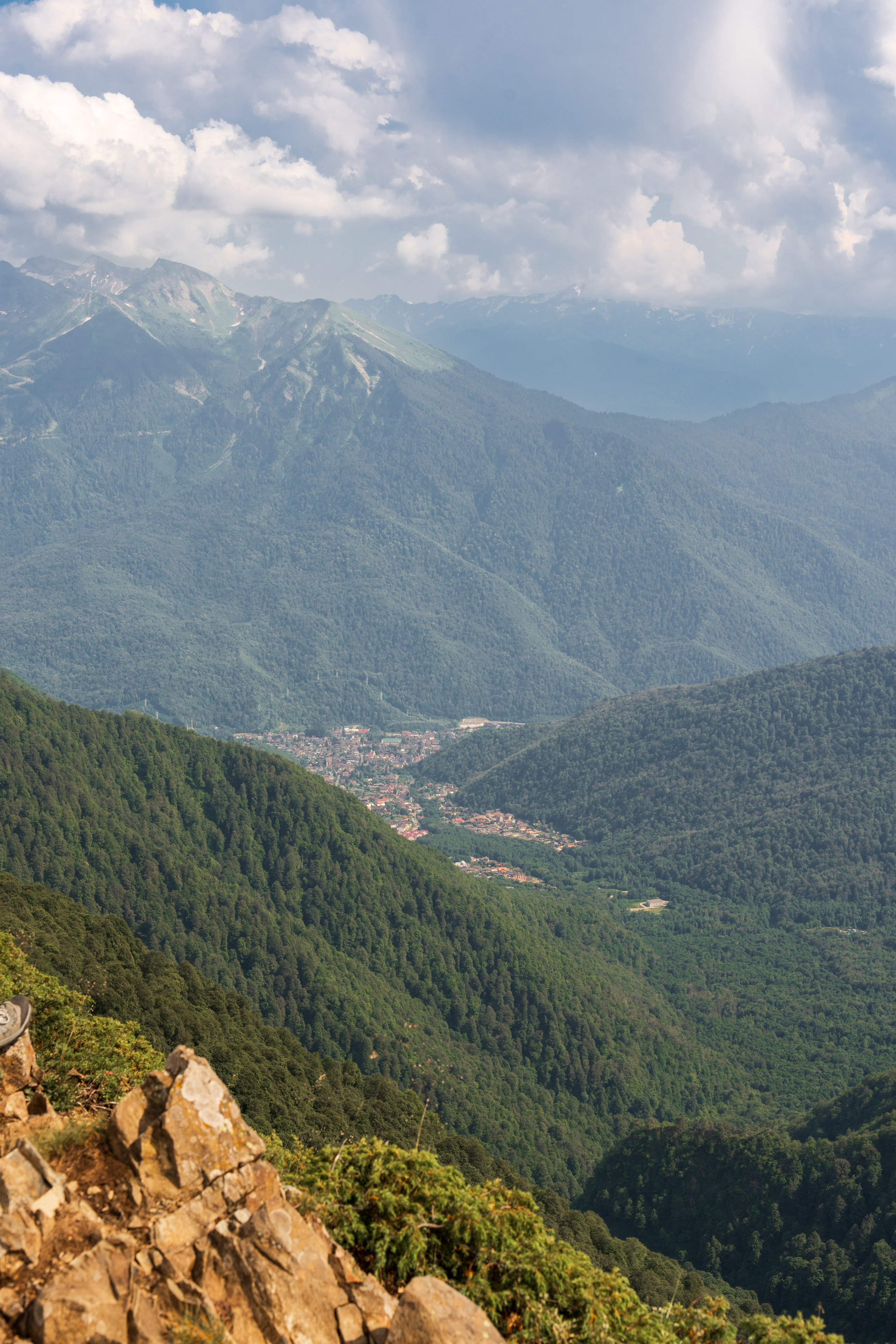 MICE мероприятие для компании «Доставка морем»: хайкинг к Ачипсинским водопадам. Репортажный фотограф в Красной Поляне и Сочи Павлюченко Екатерина