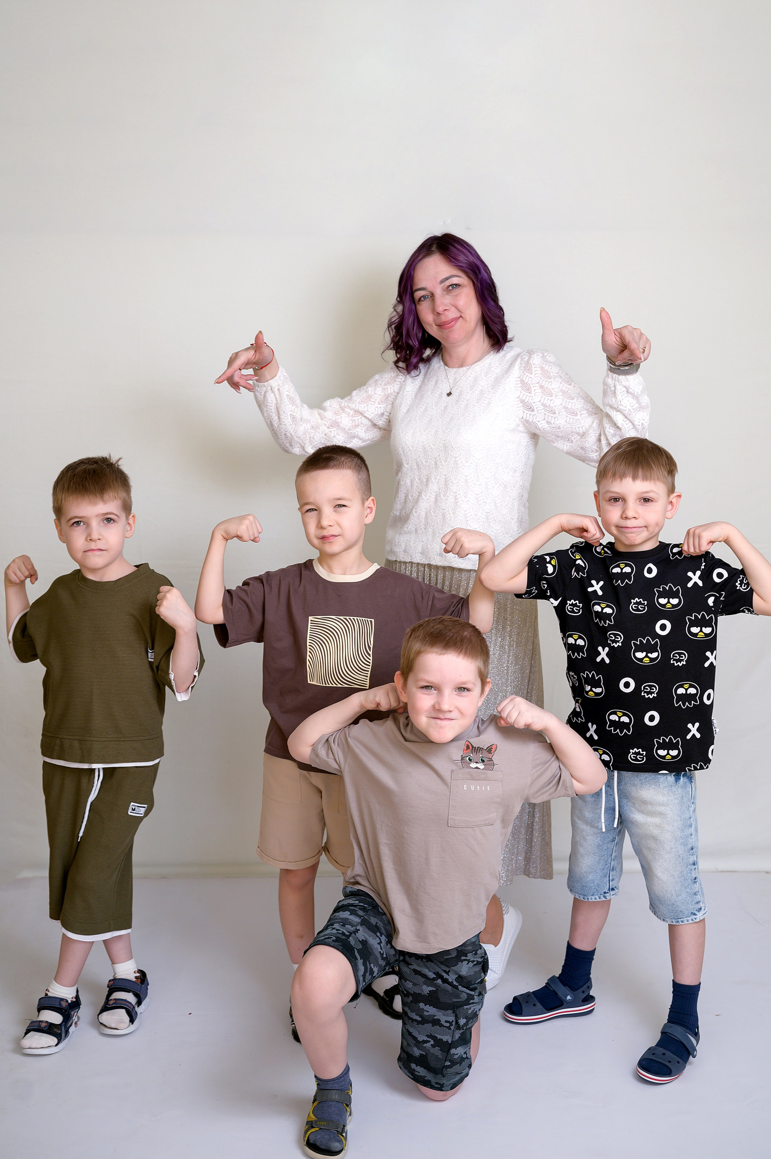 Д/с№ 3к3 группа «Фантазёры» (индивидуальный дизайн) + рисунки детей. Фотограф новорожденных, семейный детский в Тюмени Татьяна Морозова