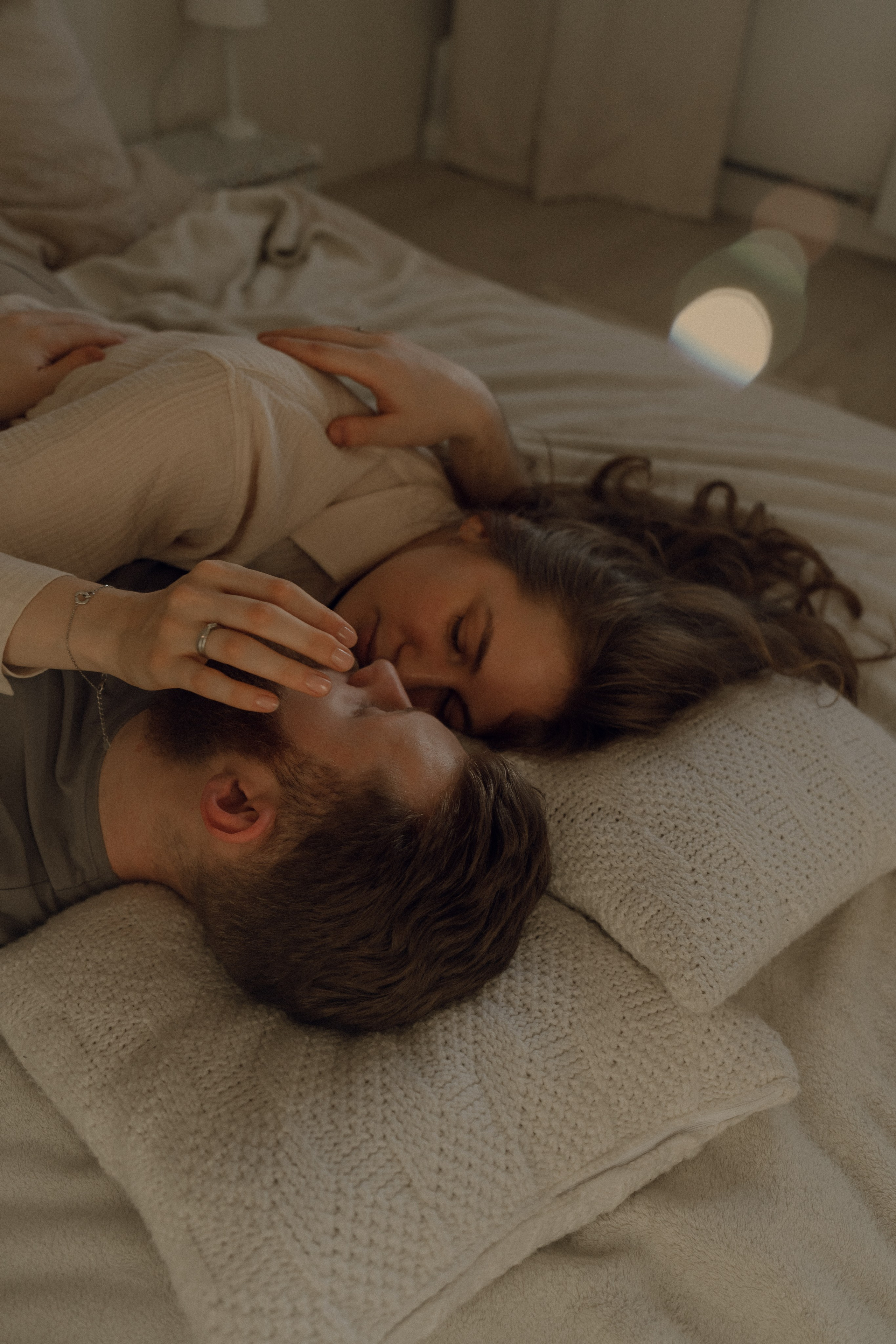 Парная домашняя фотосессия в Архангельске. Портретный и свадебный фотограф в Архангельске Елизавета Стрекаловская