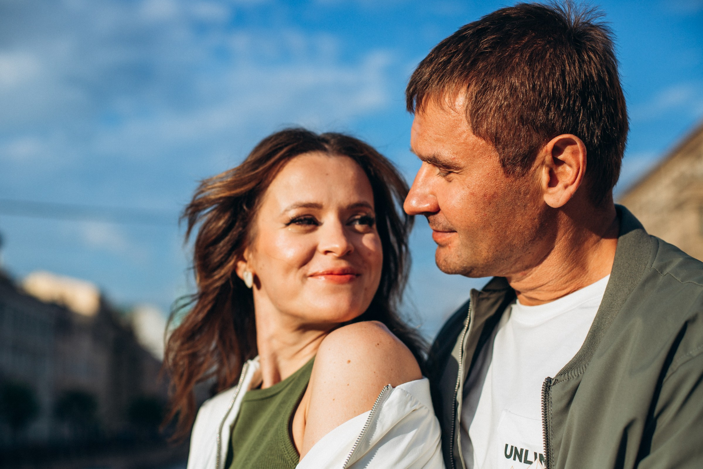 Сергей и Наталья в июне. Фотопрогулка в Петербурге. Индивидуальный и семейный фотограф в Санкт-Петербурге