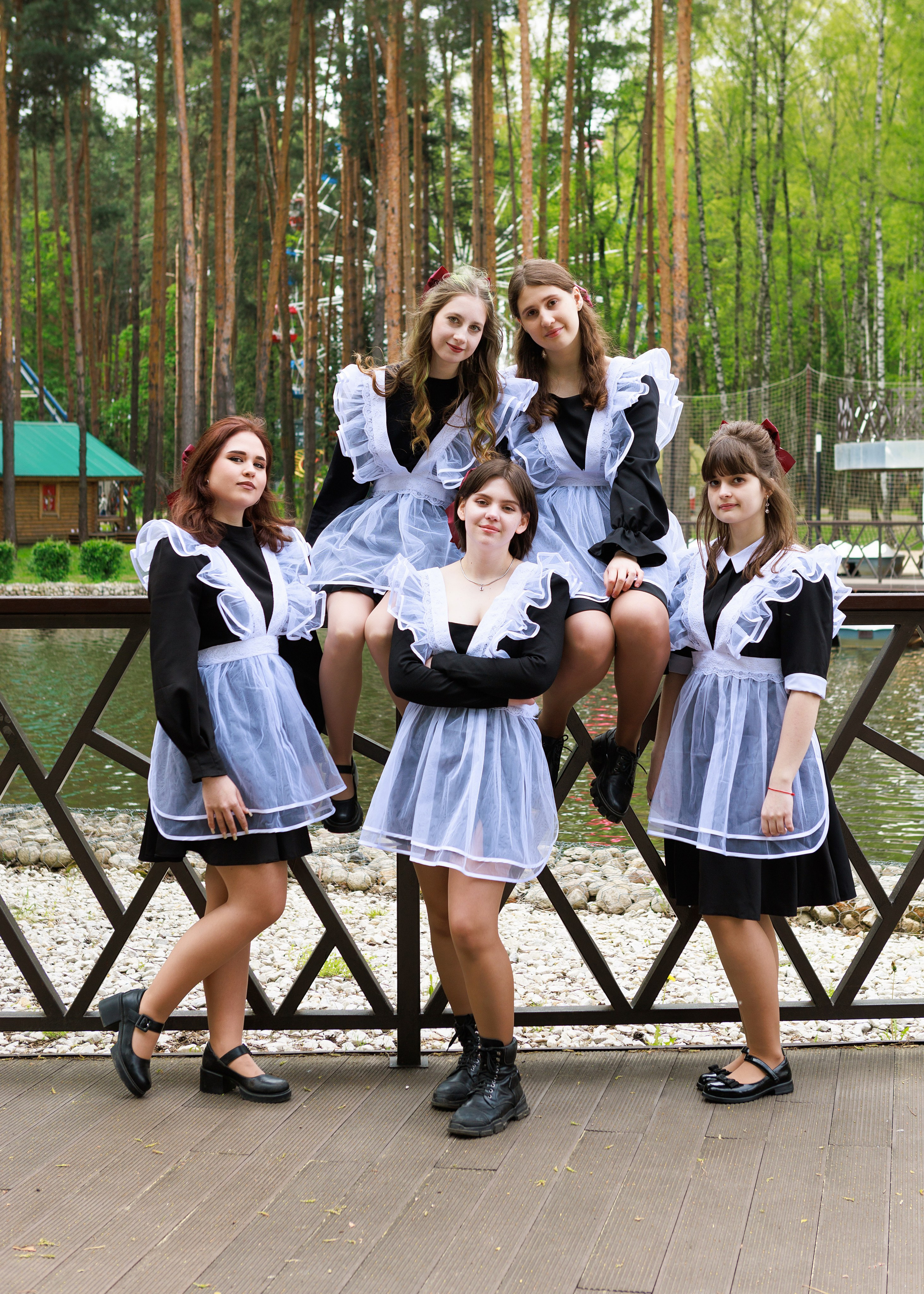 Школа 9 — 11 классы. Выпускные альбомы для школ и детских садов