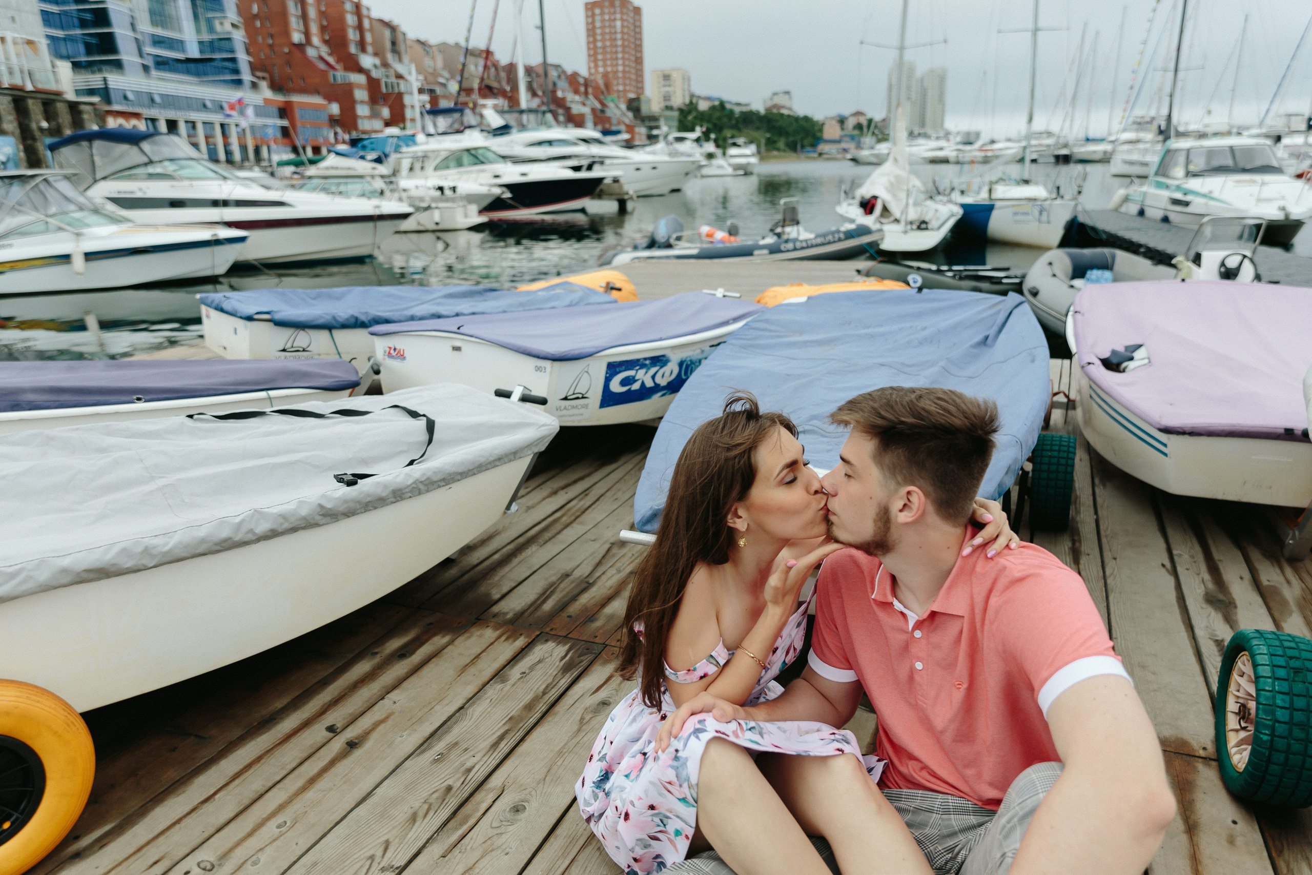 Яна и Никита. Яхт-клуб. Фотограф Влада Лаптева Владивосток, Приморский край