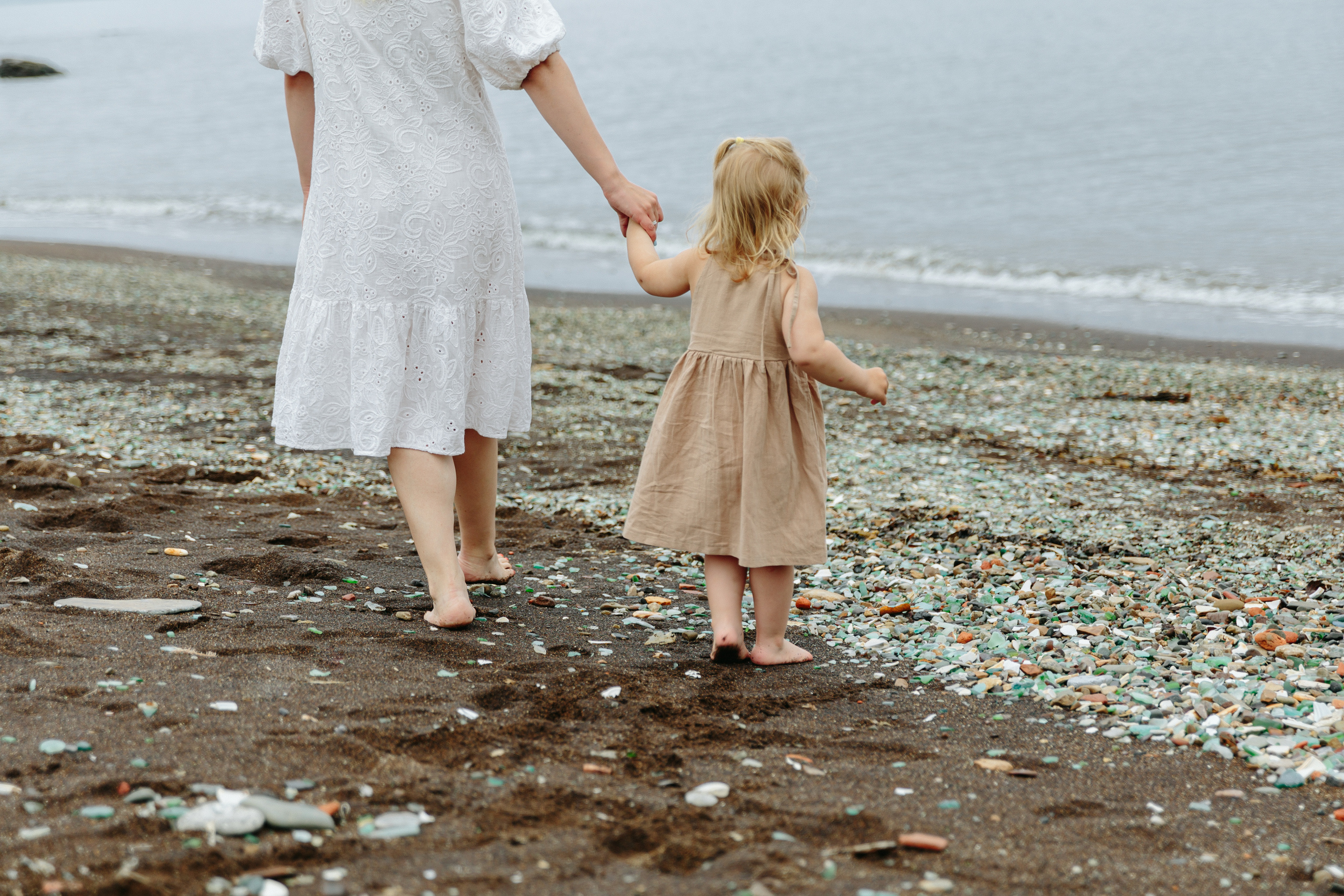 Юля и Вика. Бухта Стеклянуха. Фотограф Влада Лаптева Владивосток, Приморский край