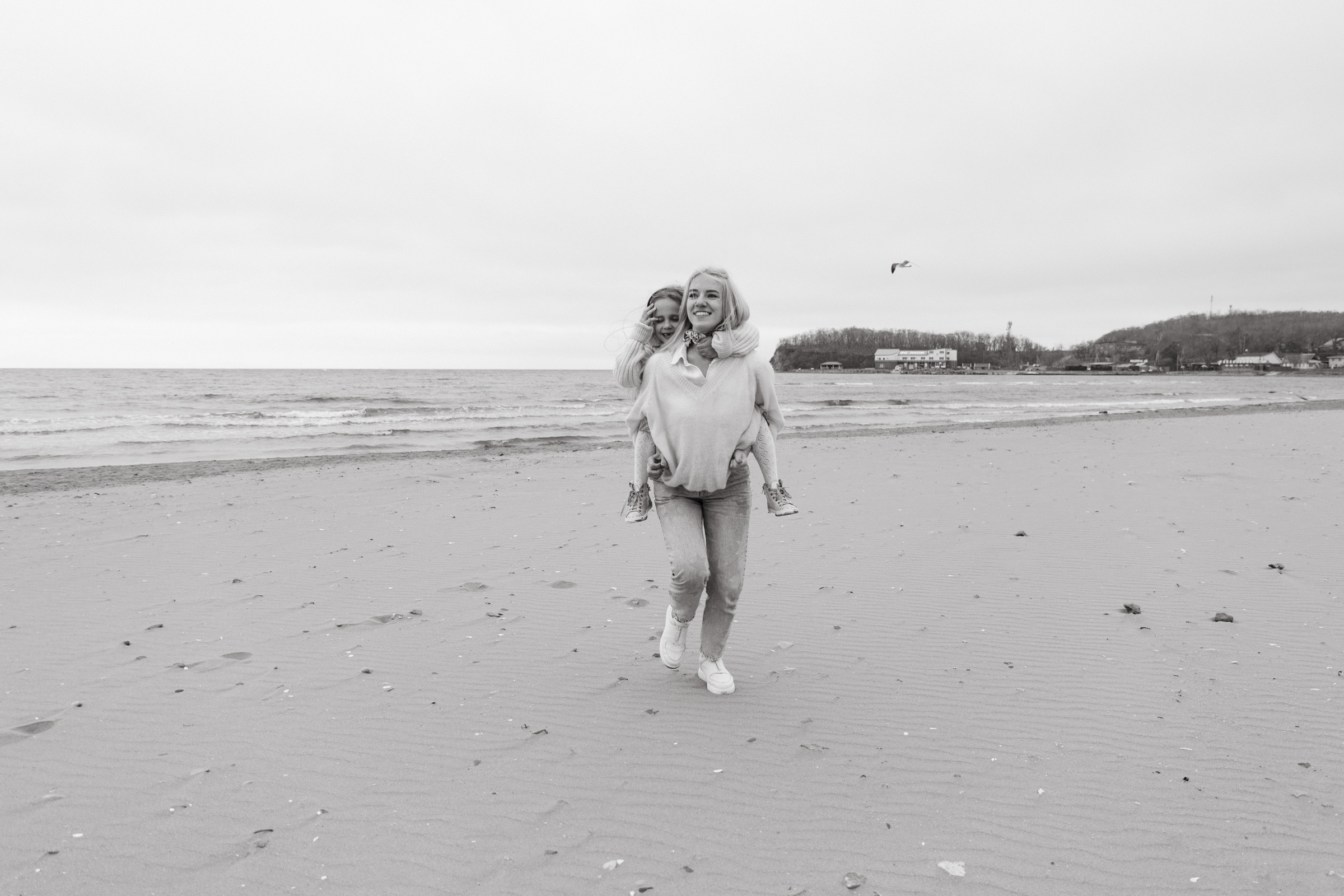 Лена и Лиля. Шамора. Фотограф Влада Лаптева Владивосток, Приморский край