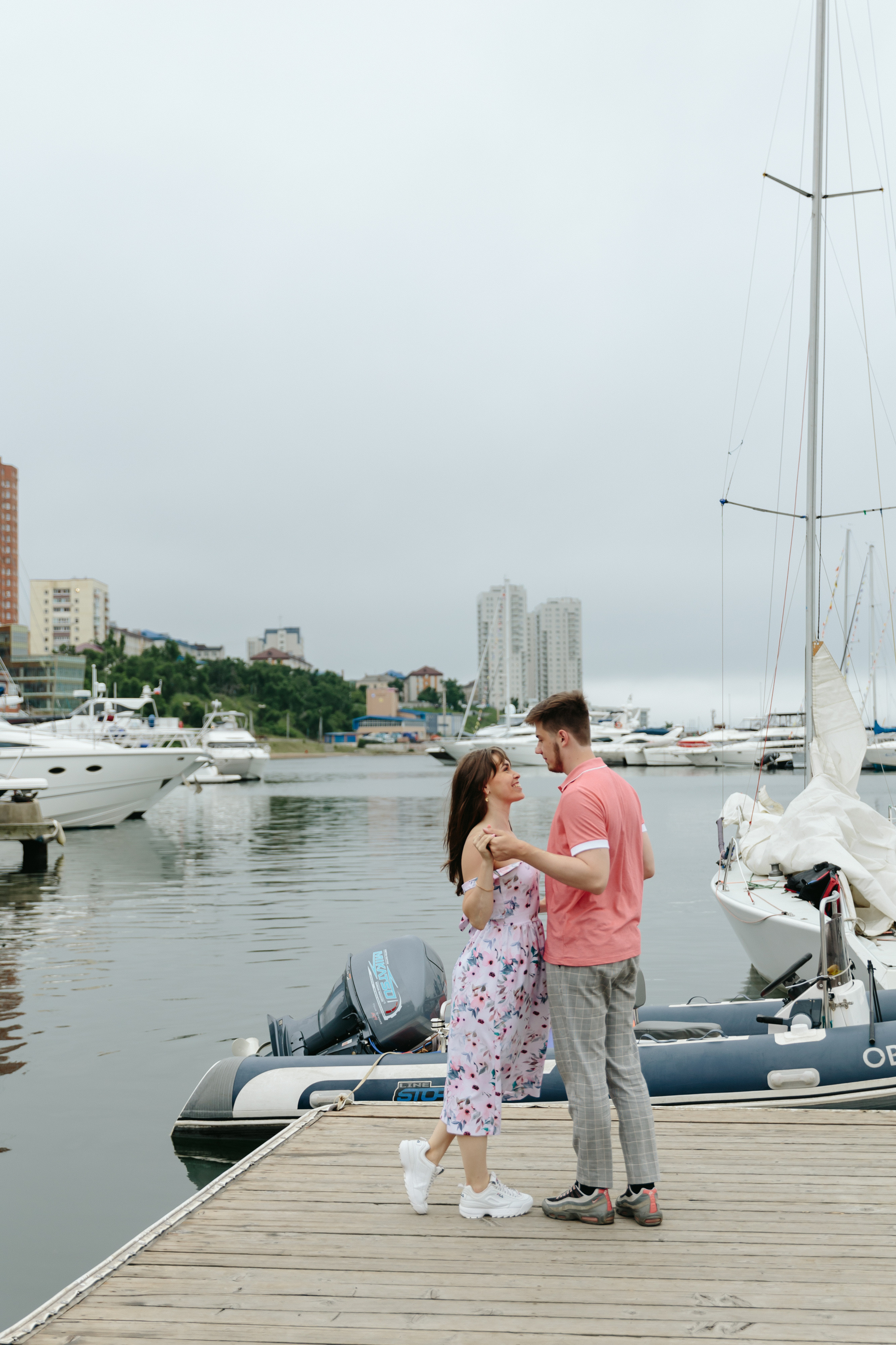 Яна и Никита. Яхт-клуб. Фотограф Влада Лаптева Владивосток, Приморский край