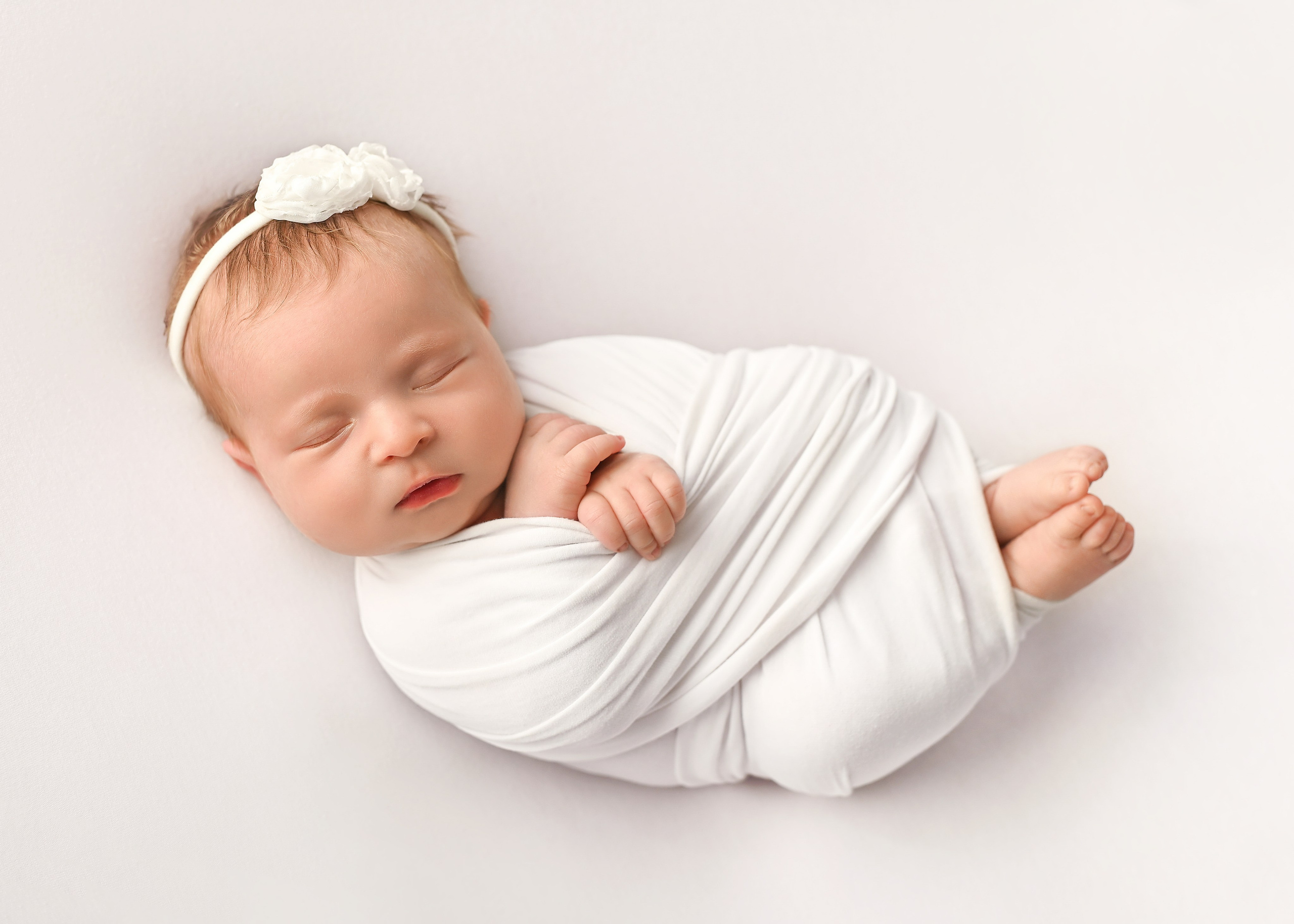 Лайфстайл с элементами ньюборн. Фотограф новорождённых малышей в Краснодаре Татьяна Нагорная