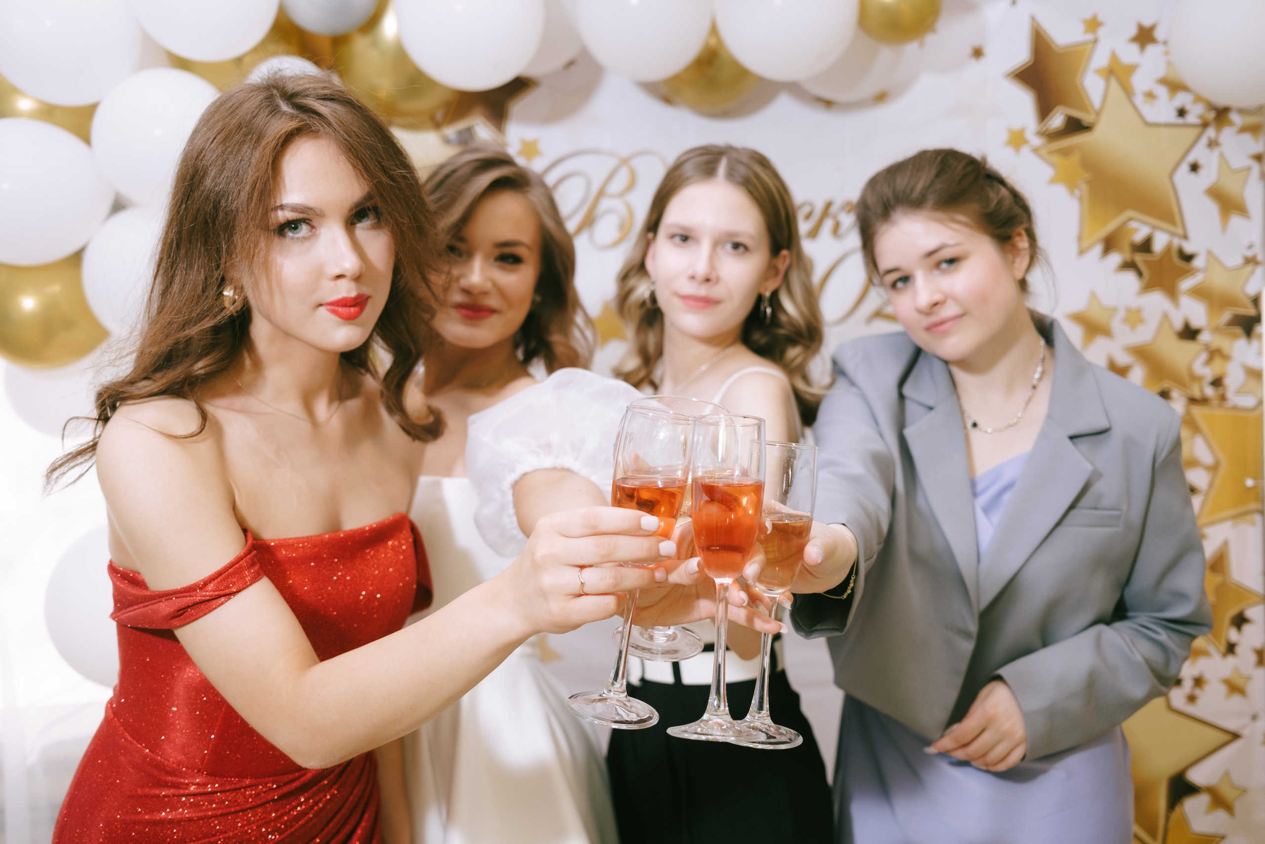 Выпускной школа 33. Свадебный и репортажной фотограф Денис Ожигин в Краснодаре и Краснодарском крае