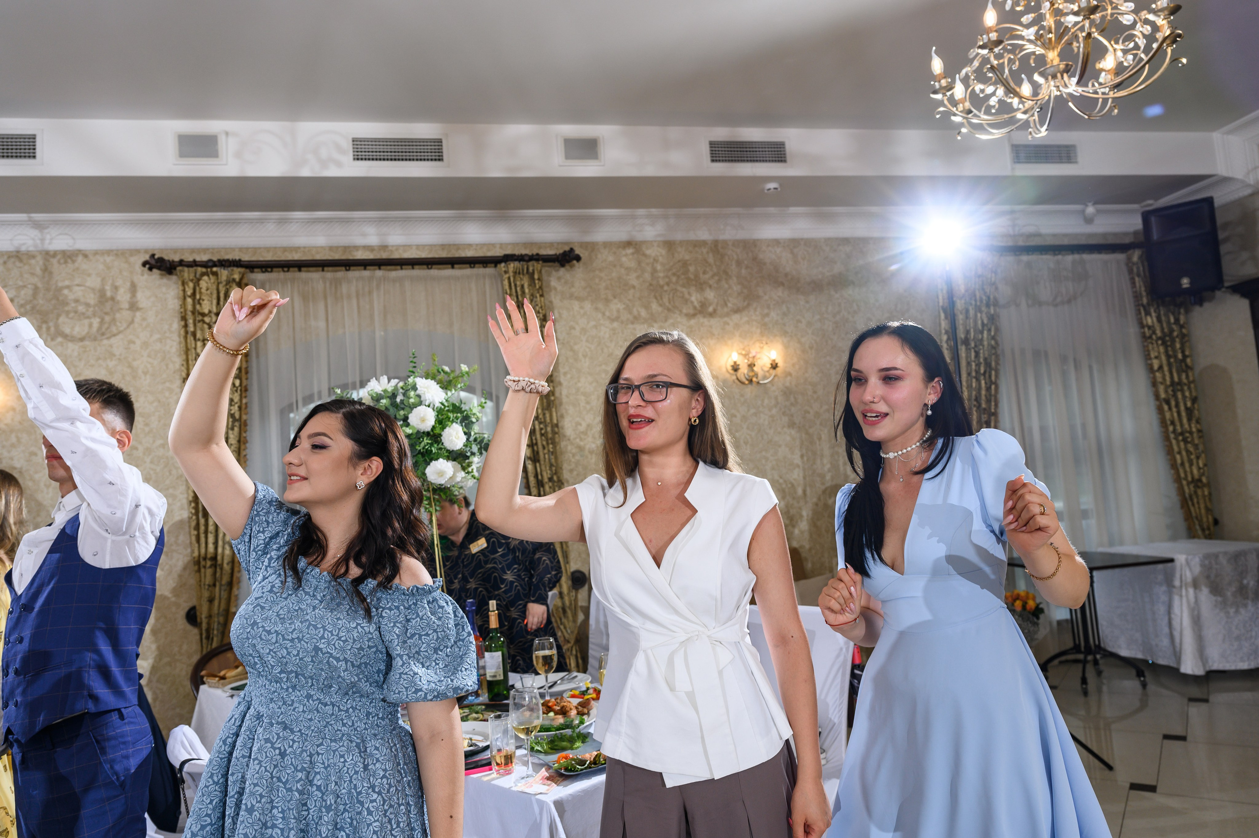 Свадьба «Келарская набережная» Сергиев-Посад. Свадебный фотограф Москва Юрий Кульман