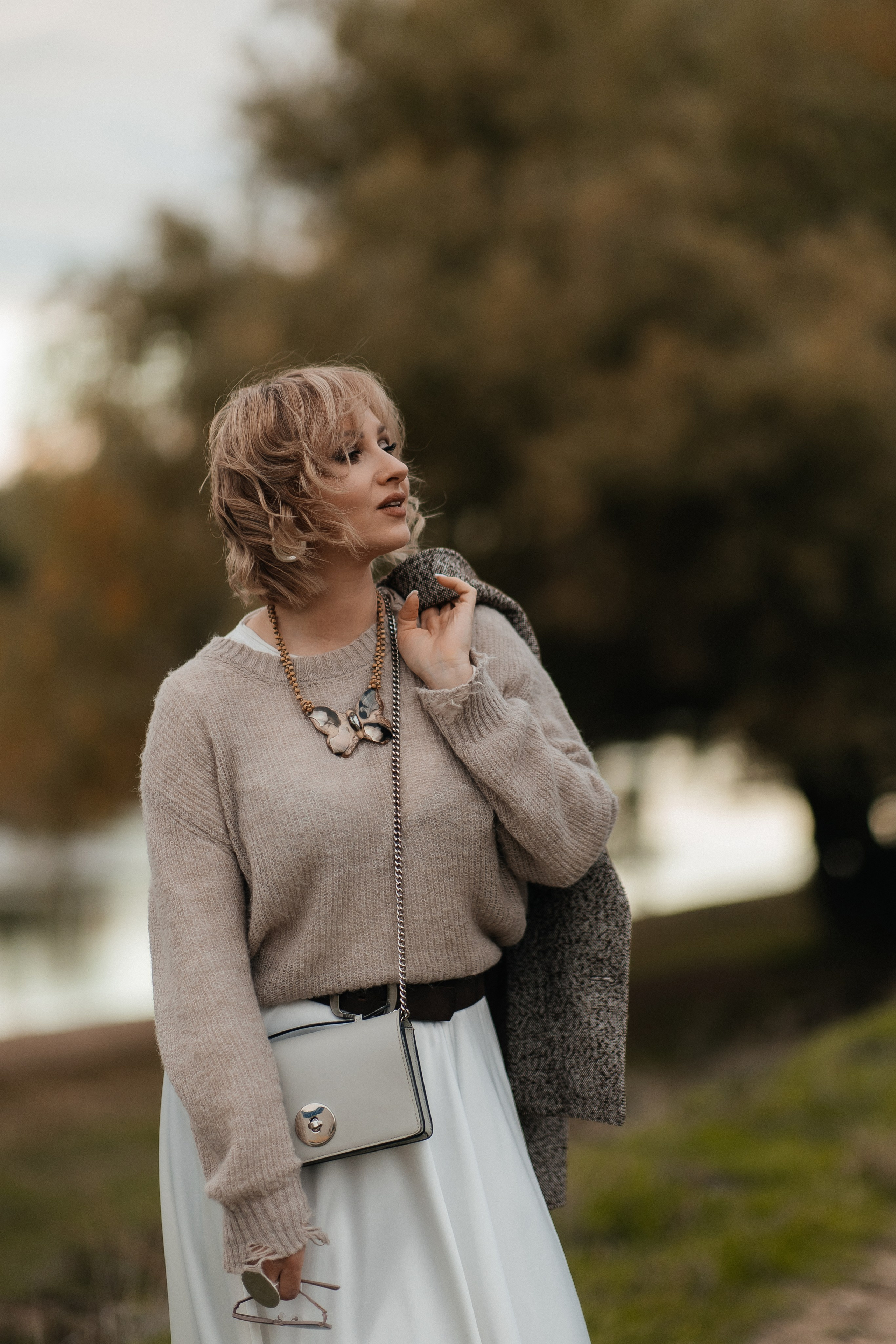 Маша и осень