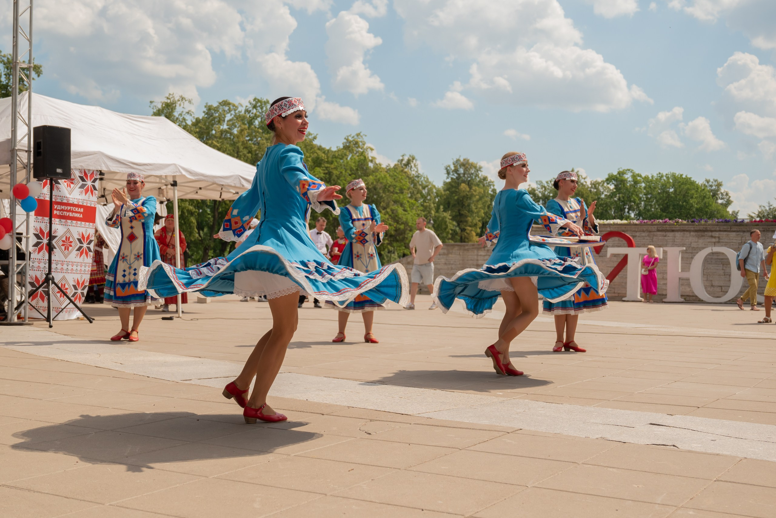 Мордовский праздник «Гербер». Фотограф в Санкт-Петербурге, фотодни в СПБ