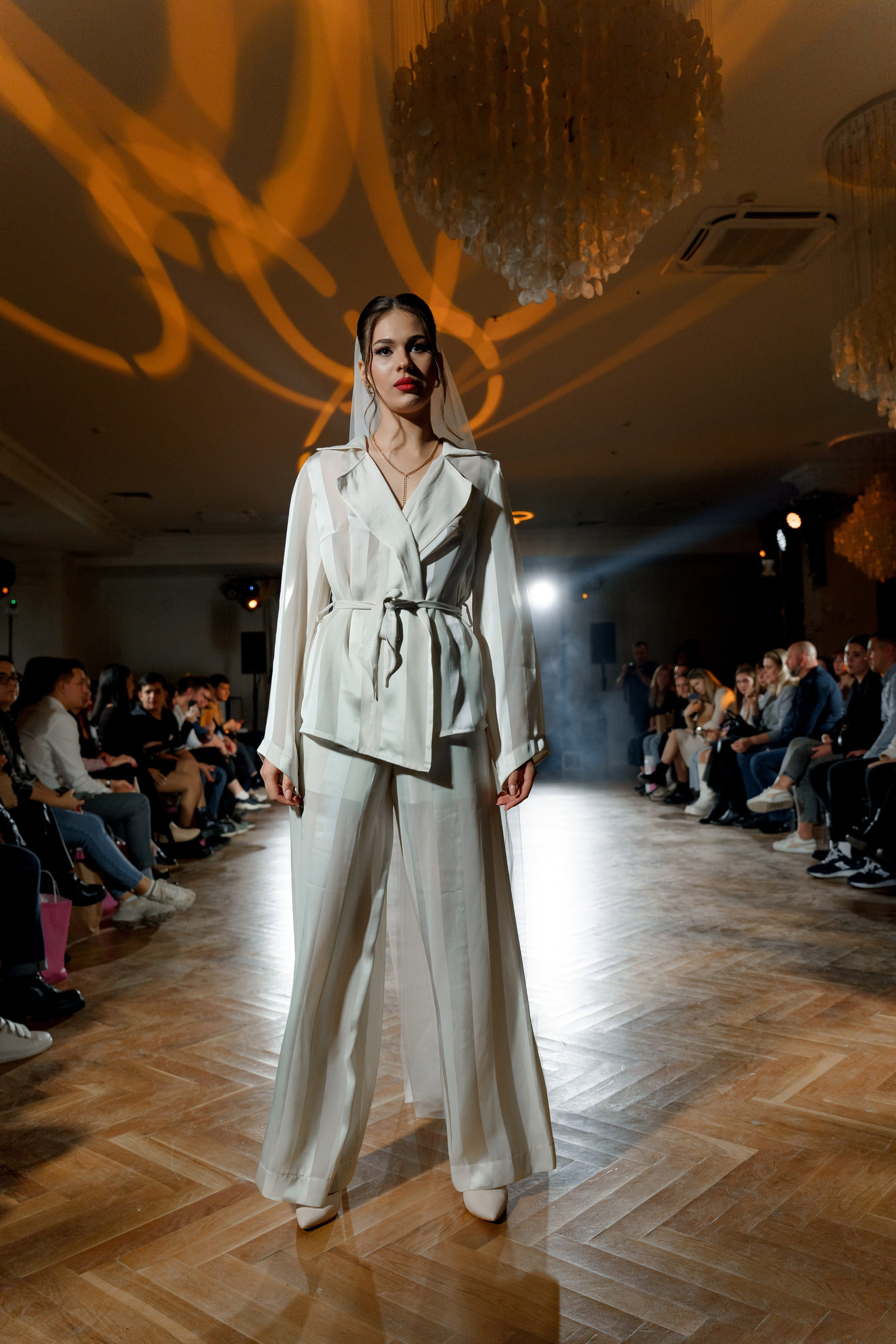 Выставка свадебных специалистов «Свадьба на 1000%». Свадебный фотограф в Санкт-Петербурге