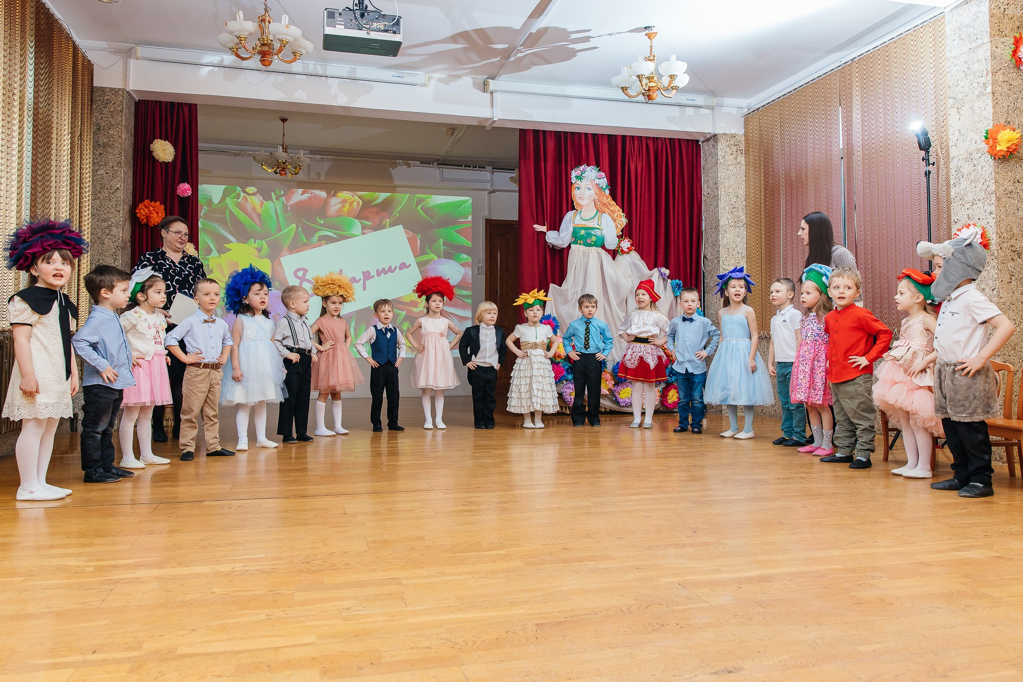 Детский сад № 93 — Утренник (07.03.2024). Свадебный и семейный фотограф Крамар Наталья