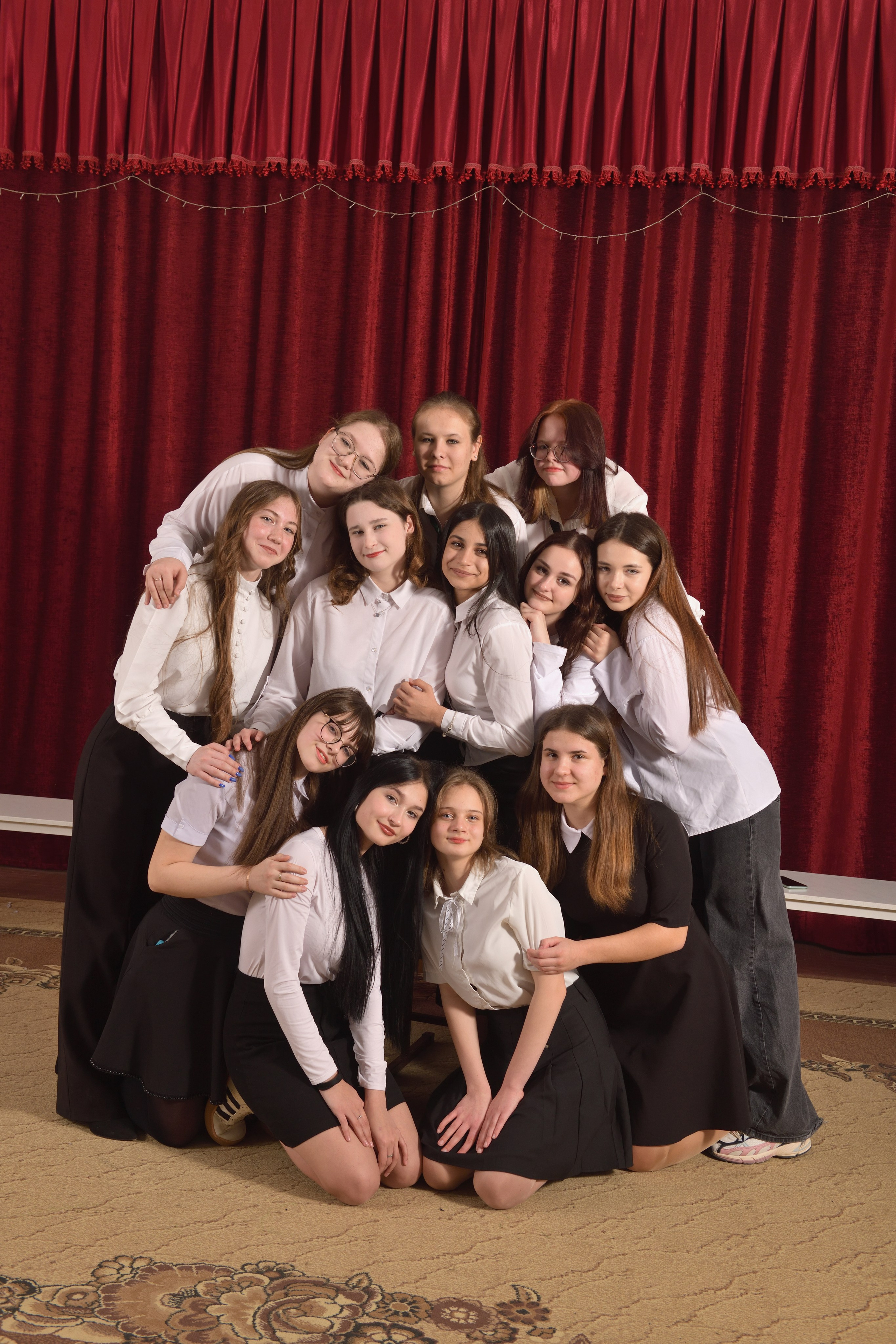 Фотовстречи с выпускниками. Фотостудия МАКС