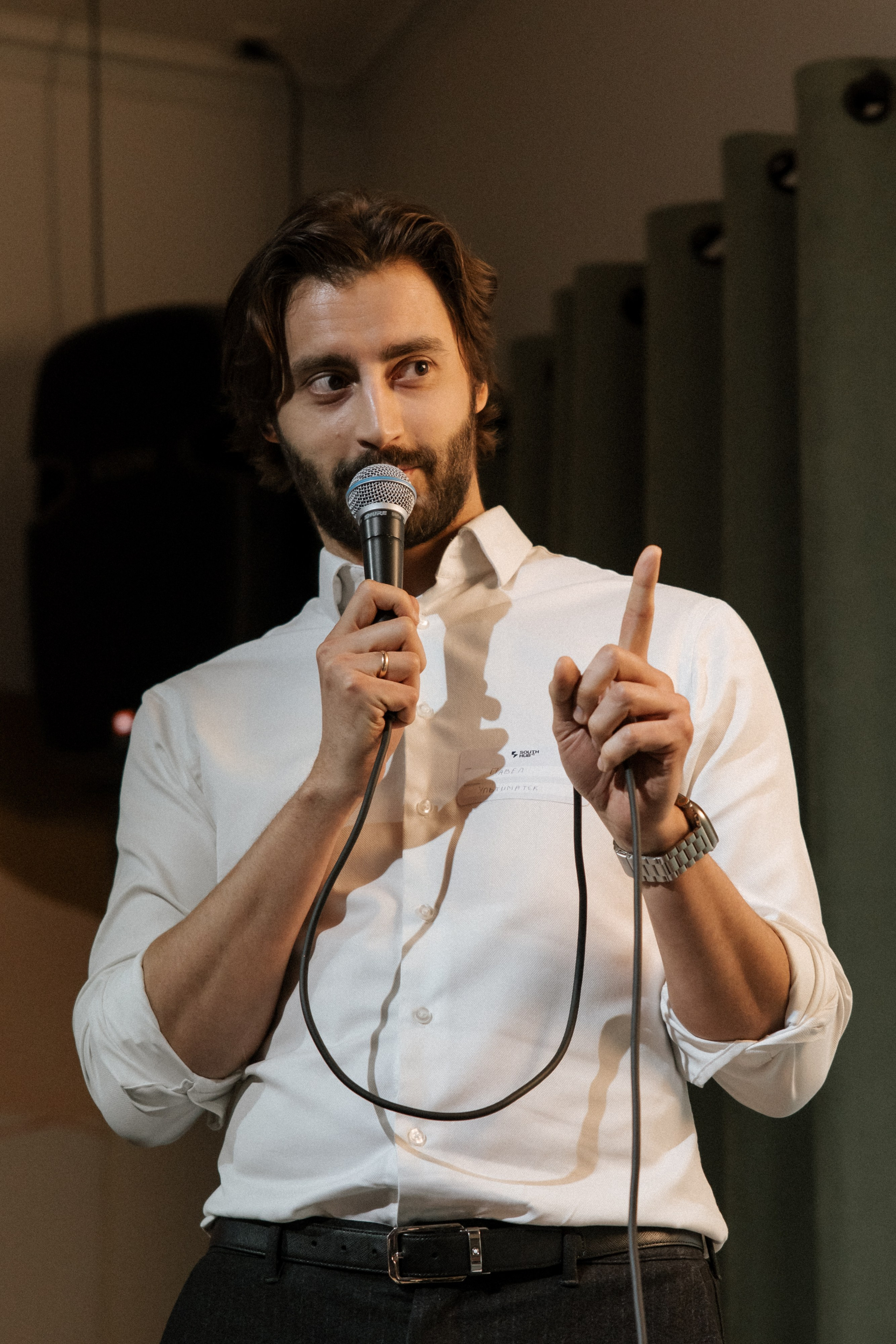 Очень сложные переговоры. South HUB