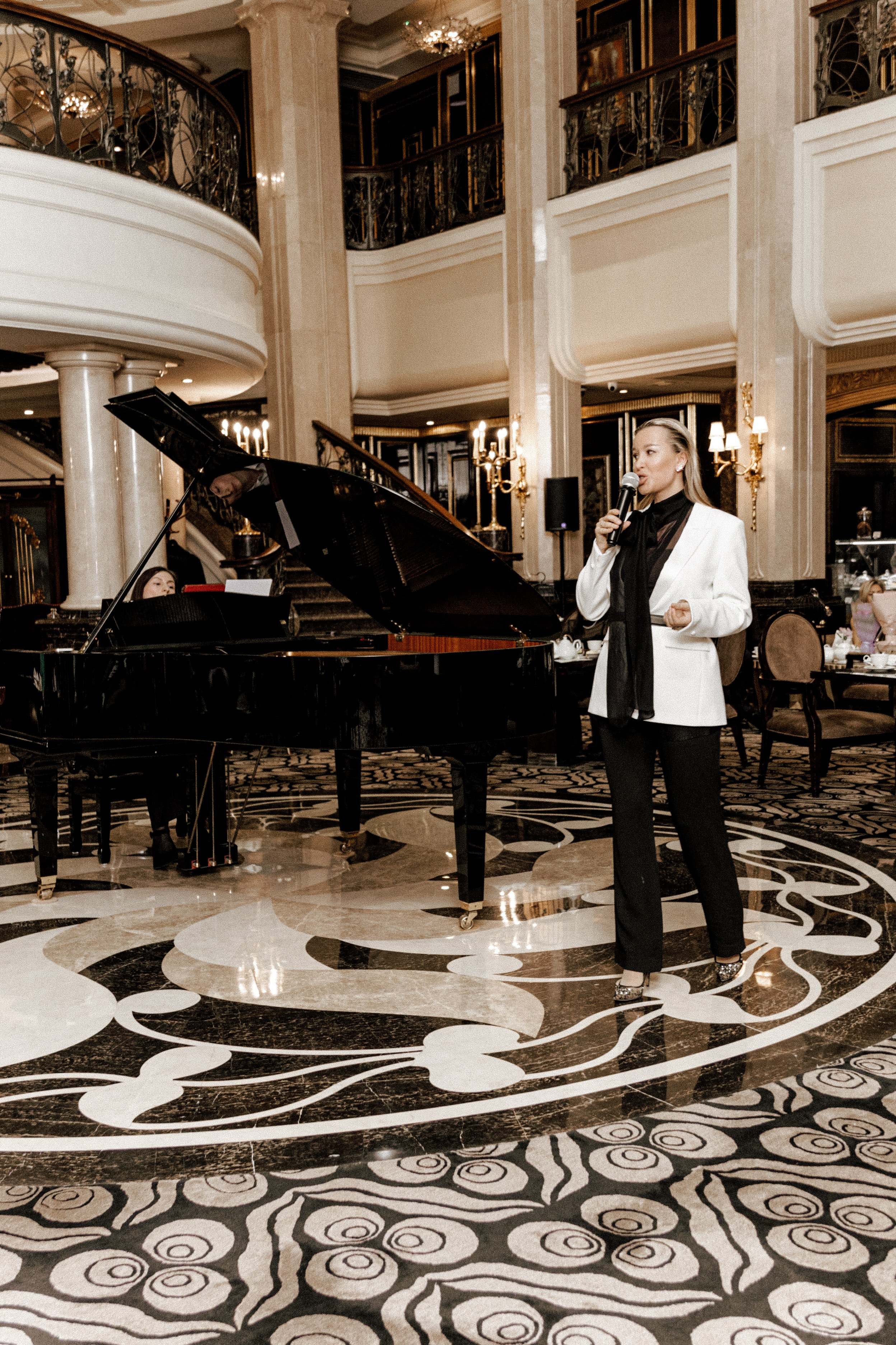 Чайная церемония «8 Марта». Свадебный/Портретный фотограф снимаю в Москве