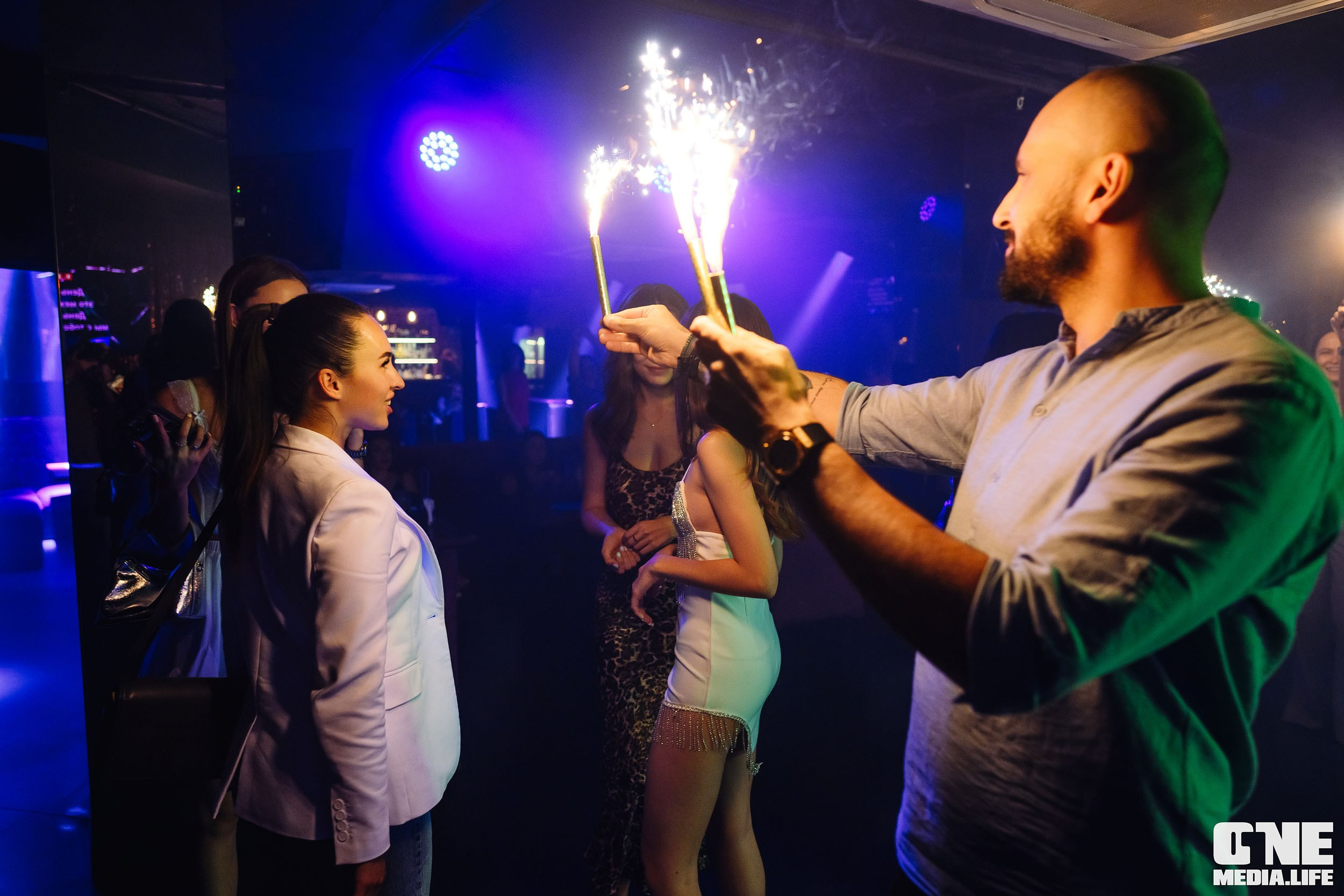 Фоторепортаж из караоке-клуба Эйфория. One Media Life: фоторепортажи, фотоотчеты с мероприятий и заведений