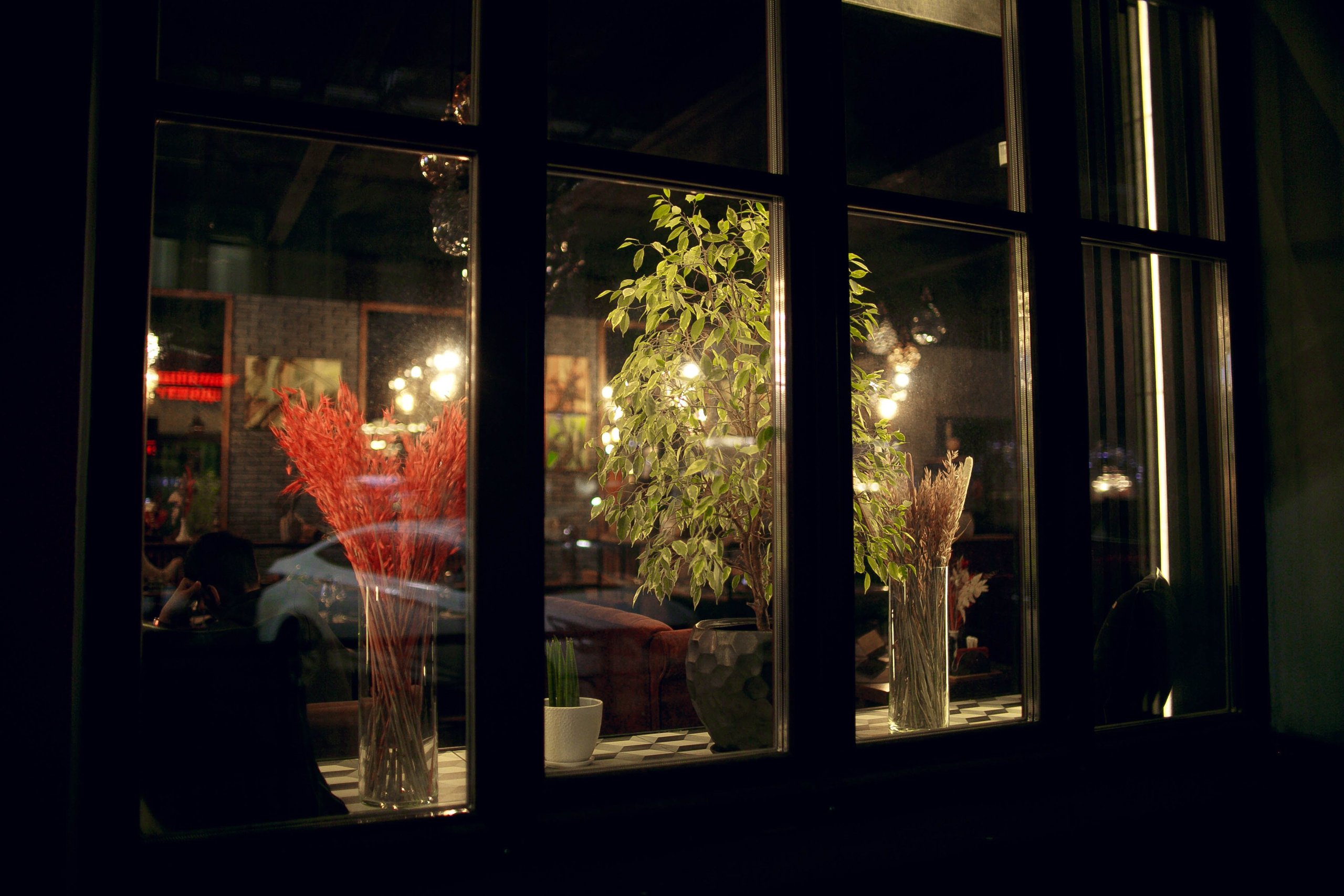 «Март». Ваш репортажный фотограф Артемий Антонов