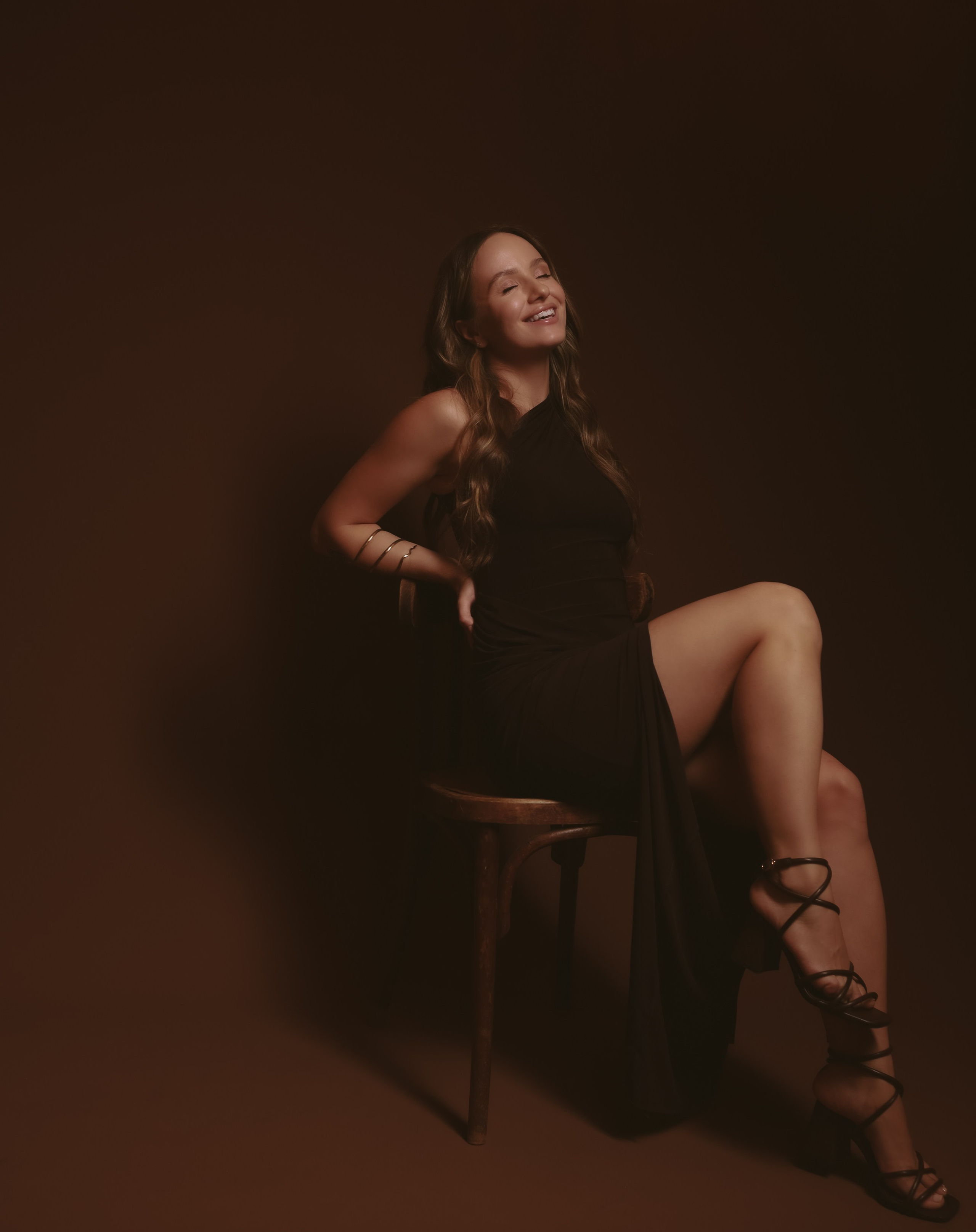 Студия Импульсный свет. Профессиональный фотограф во Владивостоке — Фаина Дегтярева