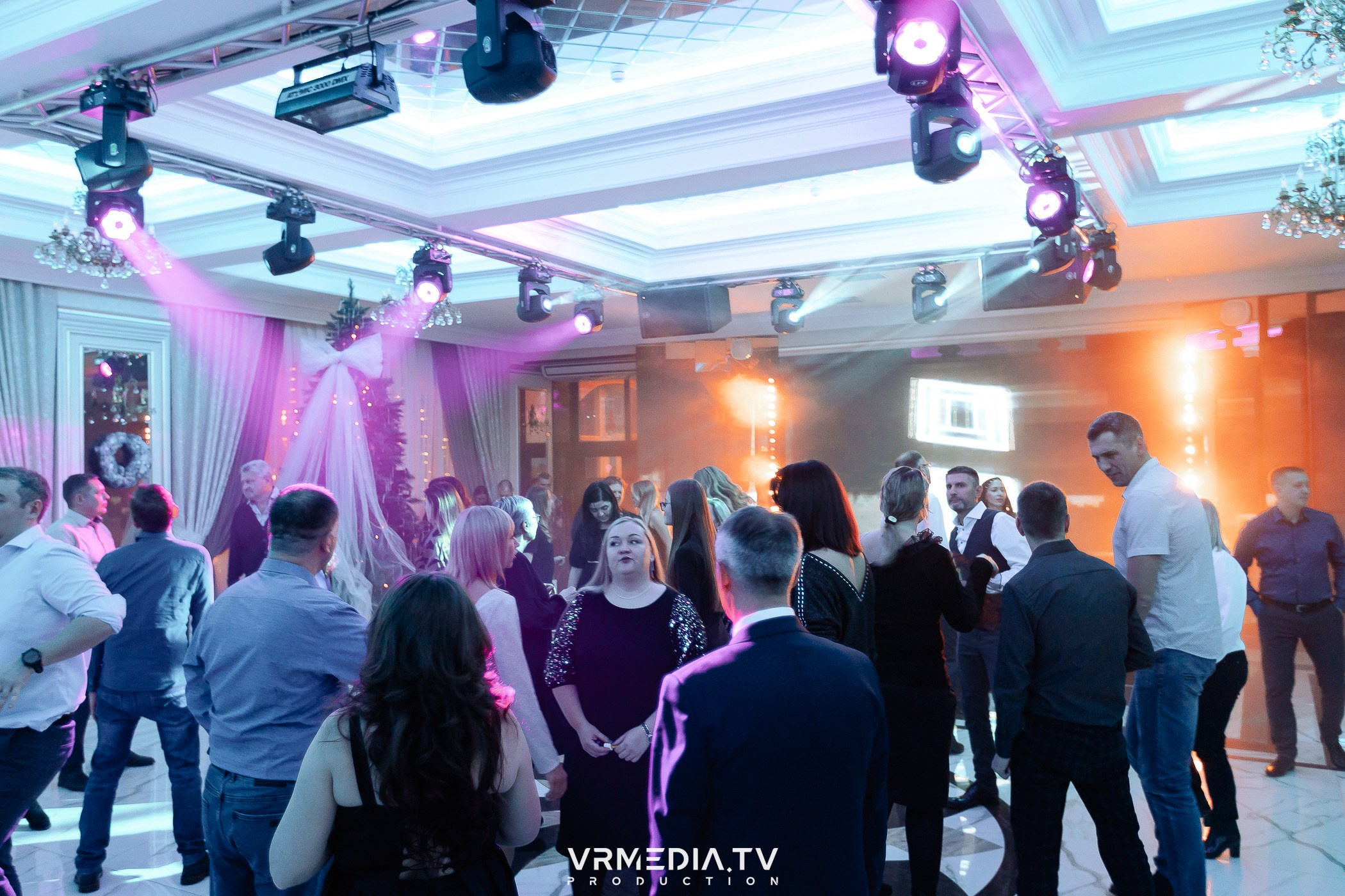 Новогодний вечер в ресторане «Лазурный Берег»