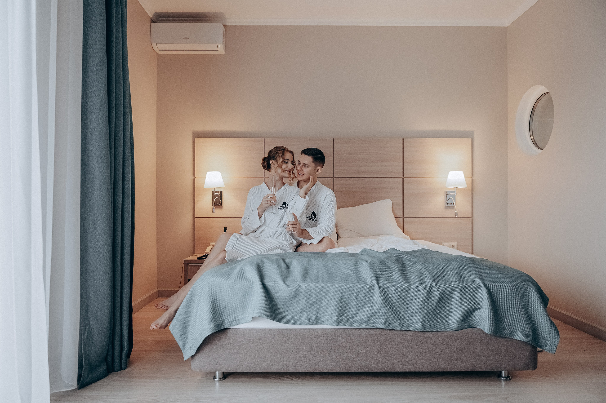 Осенняя нежность в Медвежьих озерах, Щелково. Свадебная фотоистория. Свадебный и семейный фотограф Виктория Носачёва. Щелково, Москва и МО