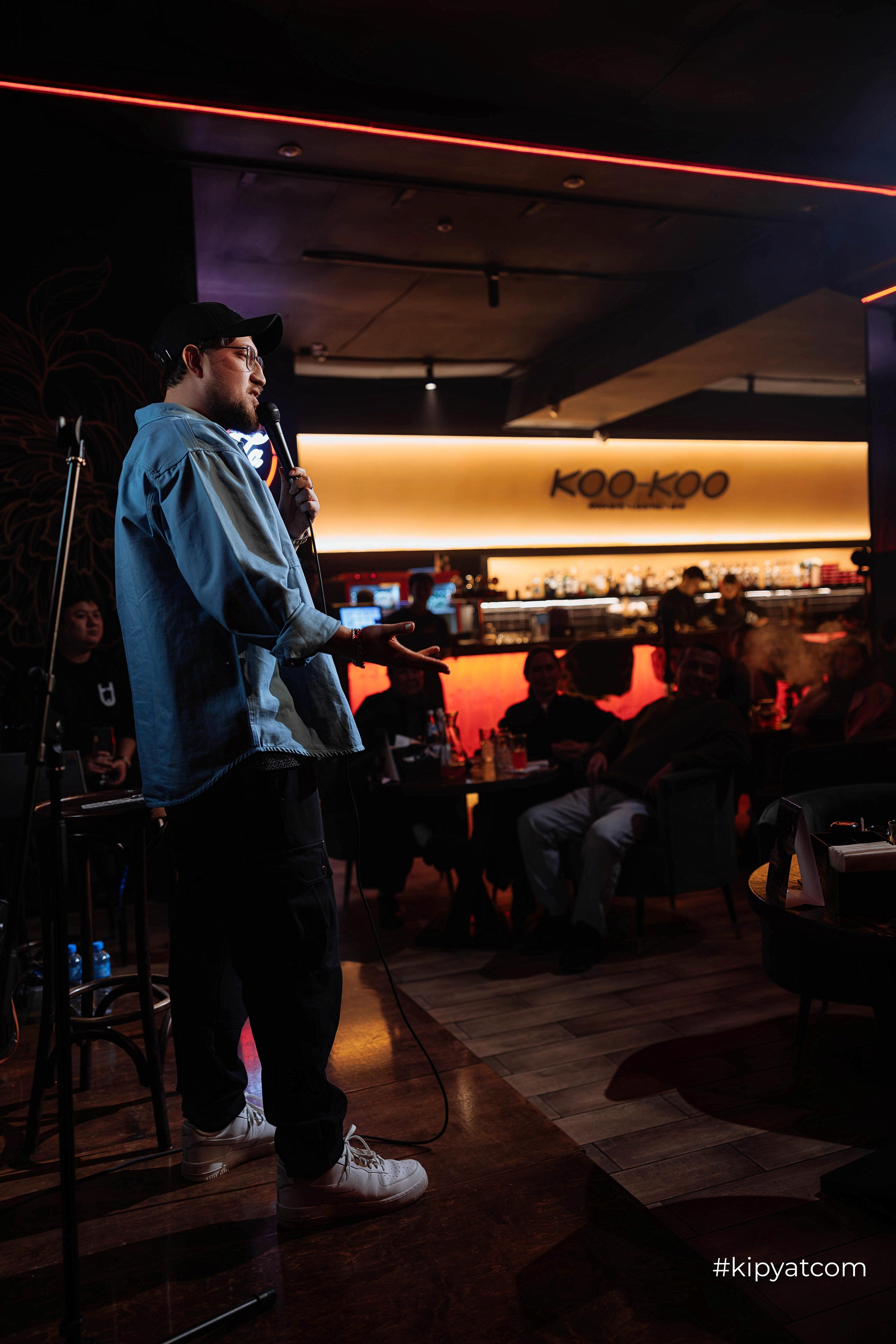 Сольный стендап концерт Александра Меркуль